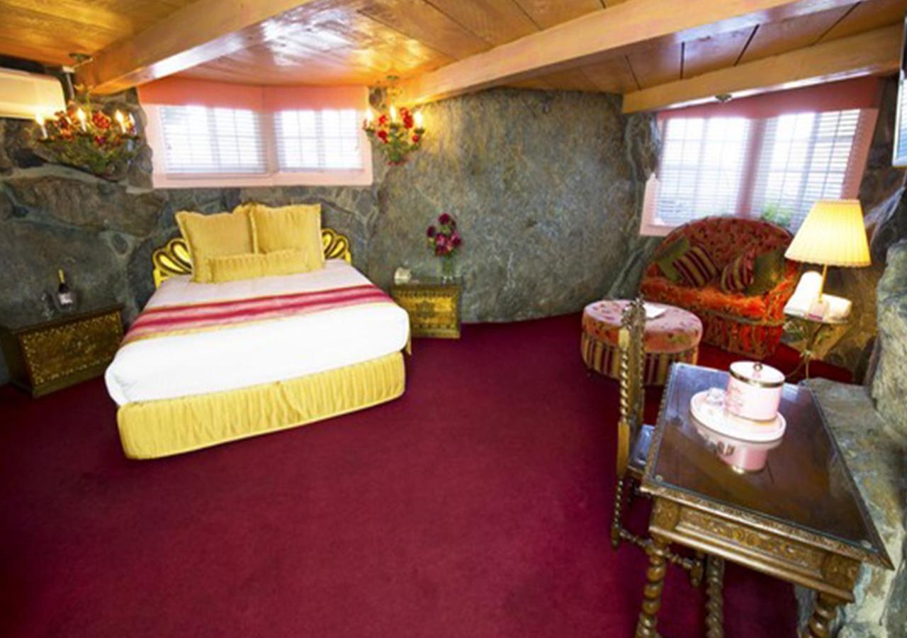 Madonna Inn photo 98