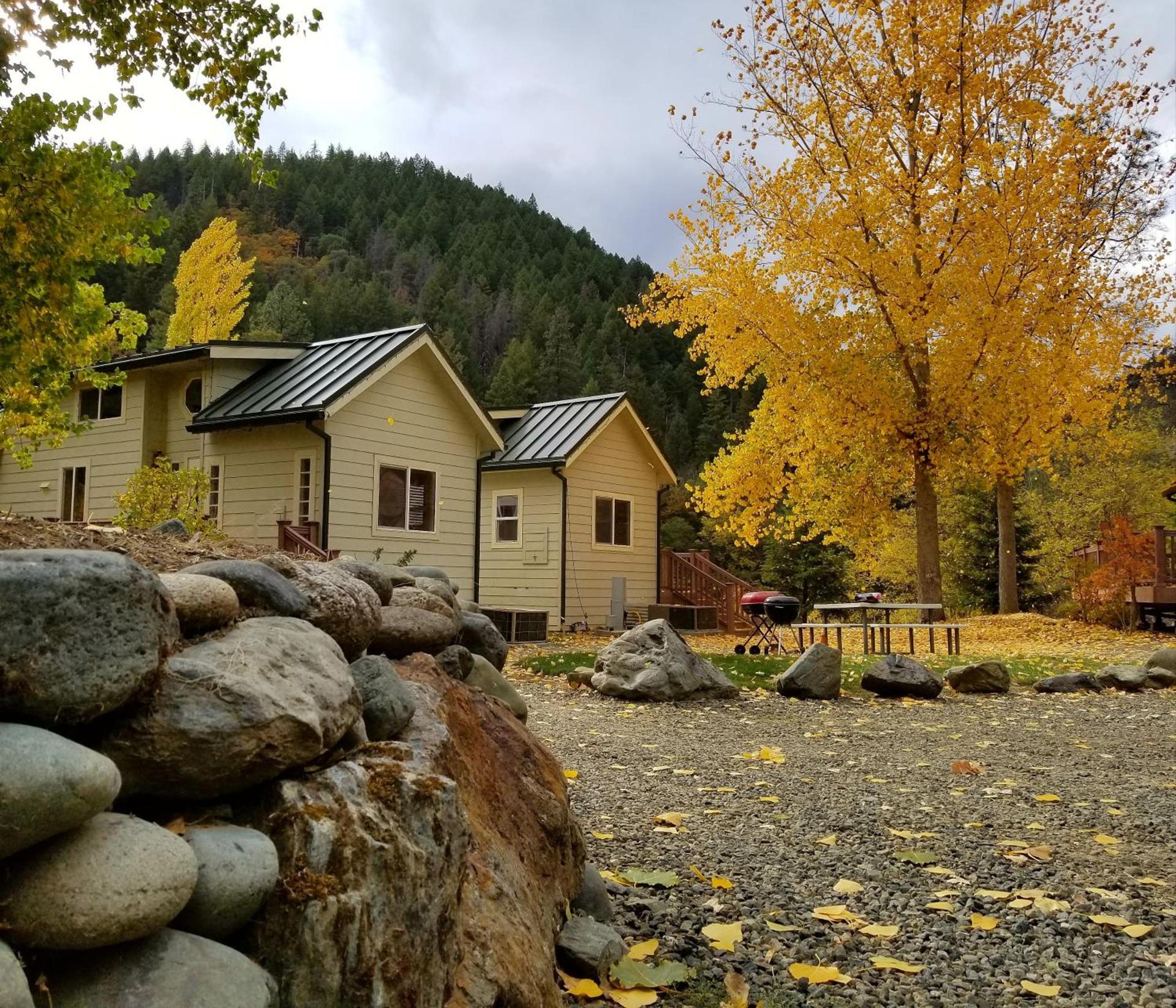 Strawhouse Resorts photo 6