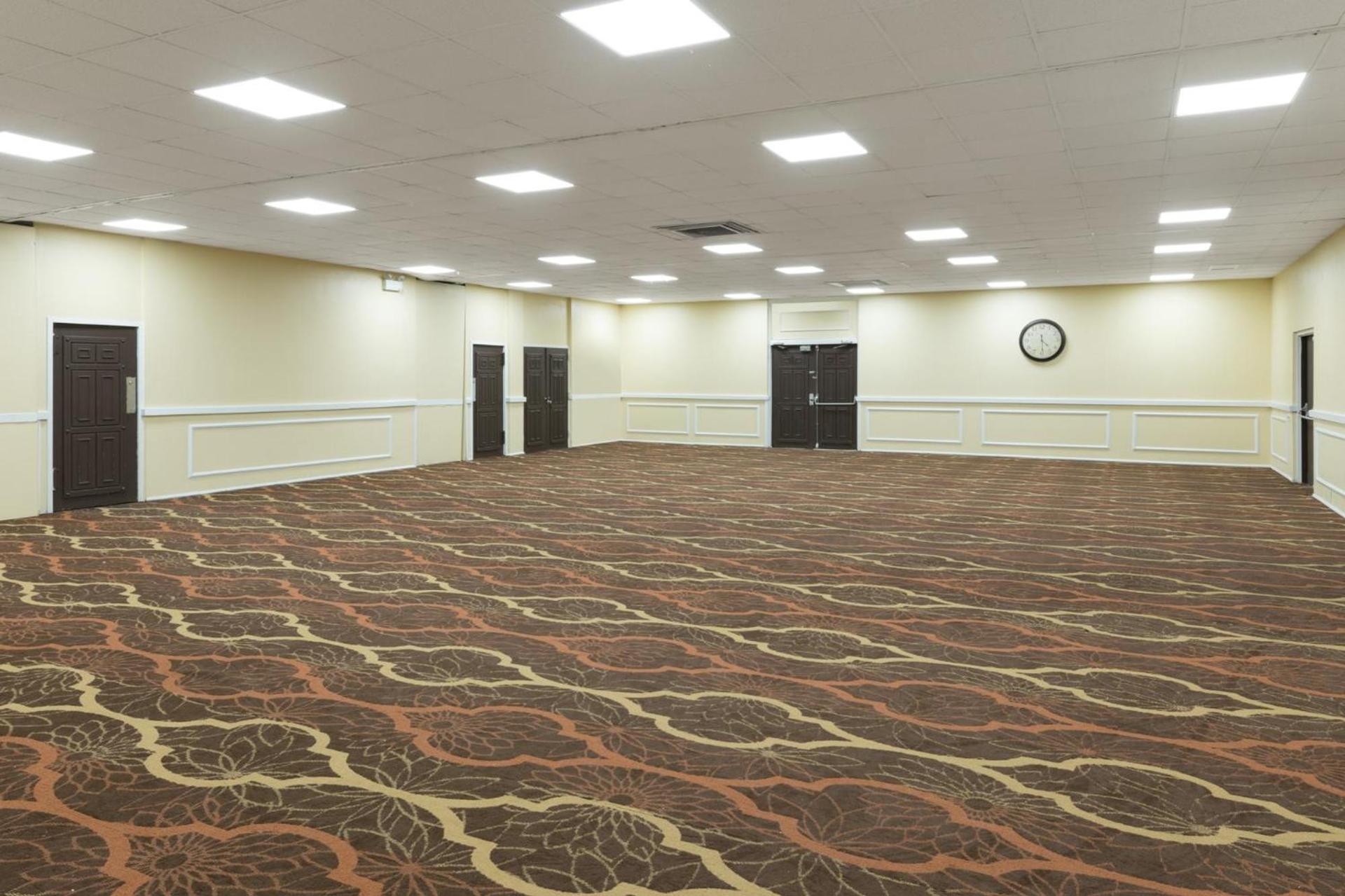 Days Inn by Wyndham Madison photo 34
