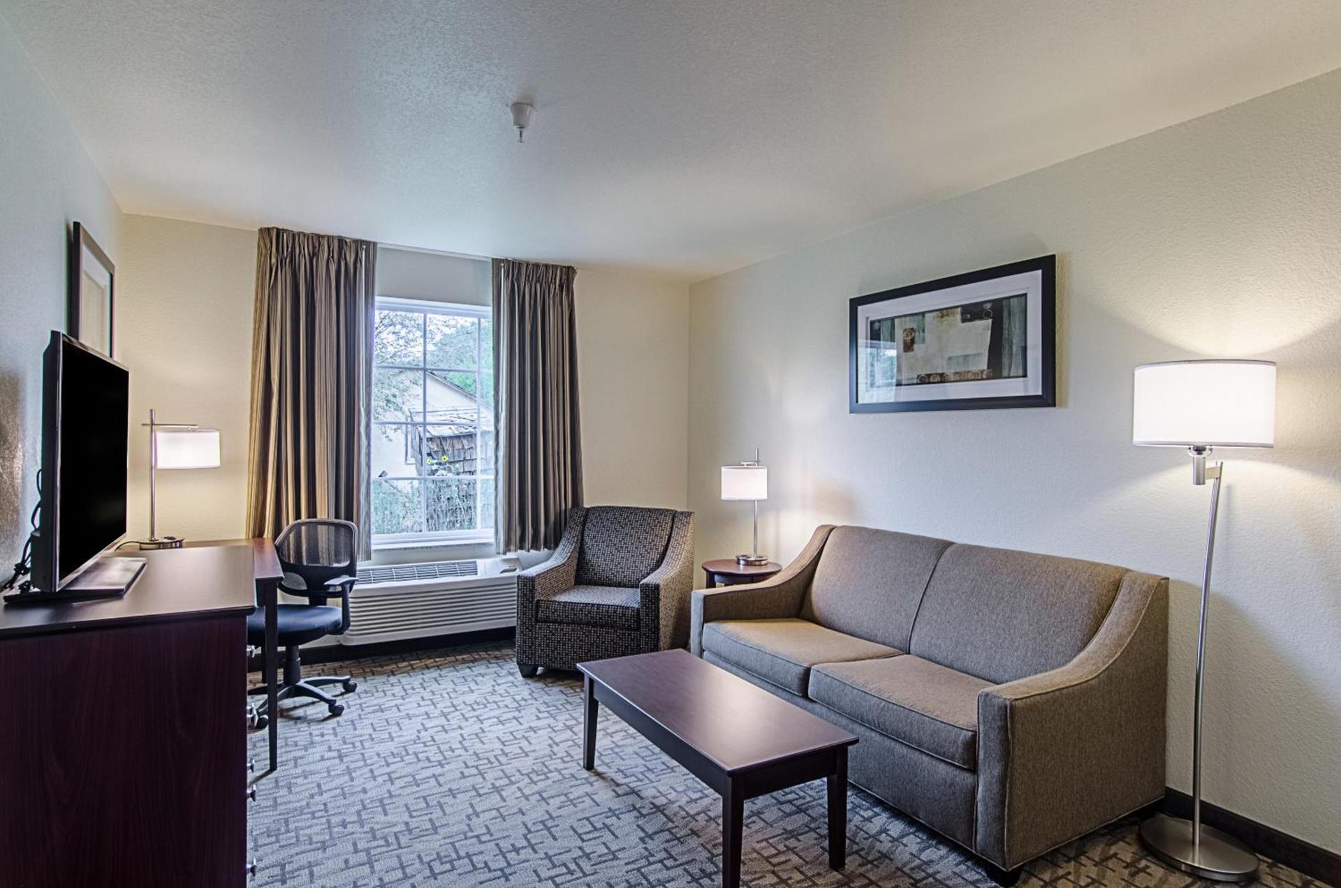 Cobblestone Inn & Suites - Guernsey photo 20