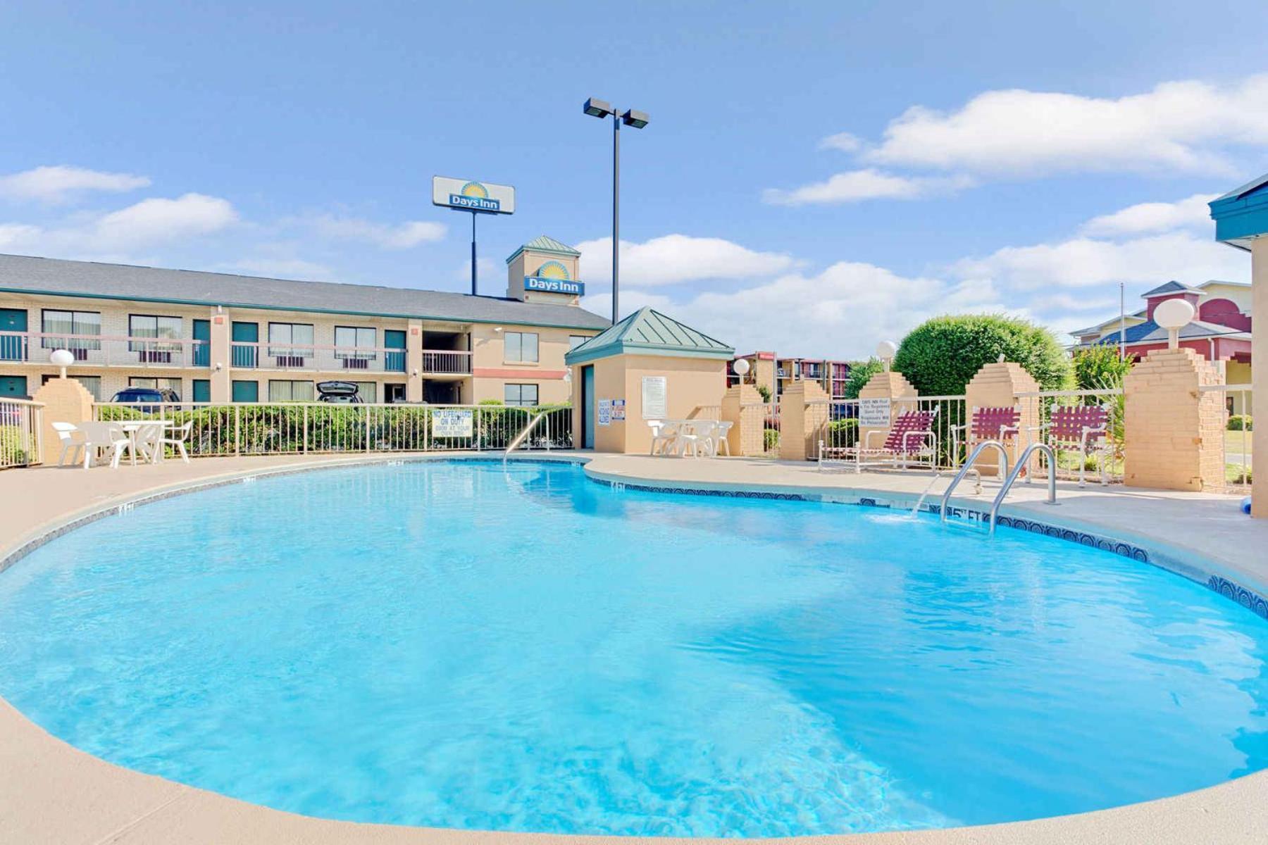 Days Inn by Wyndham Rock Hill photo 47