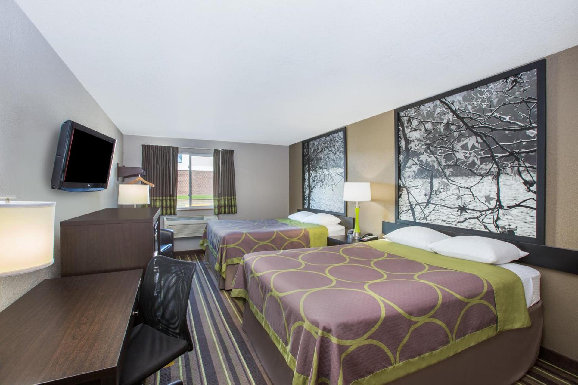 Super 8 by Wyndham Brookings photo 49
