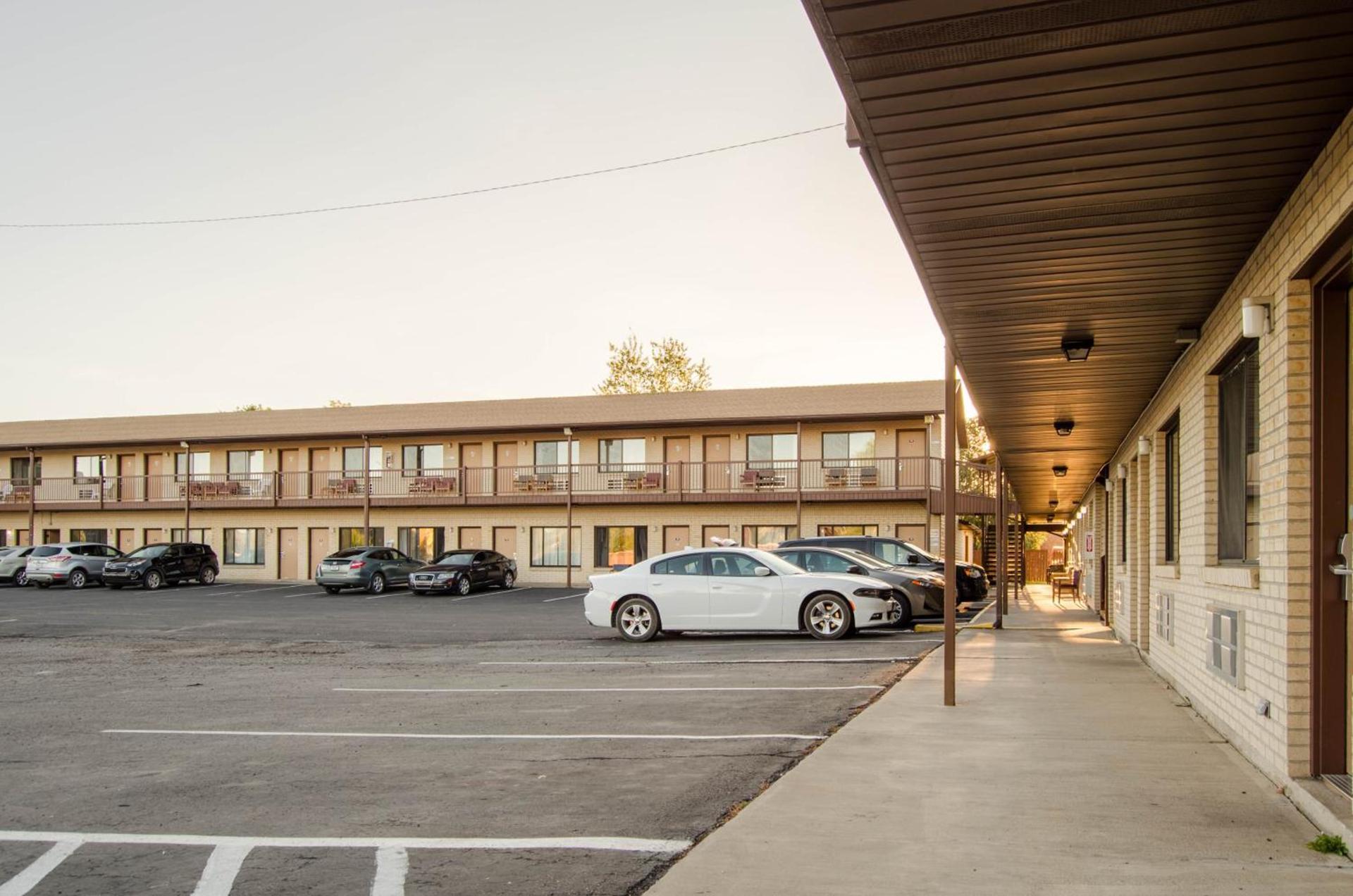 Econo Lodge Panguitch near Bryce Canyon photo 50