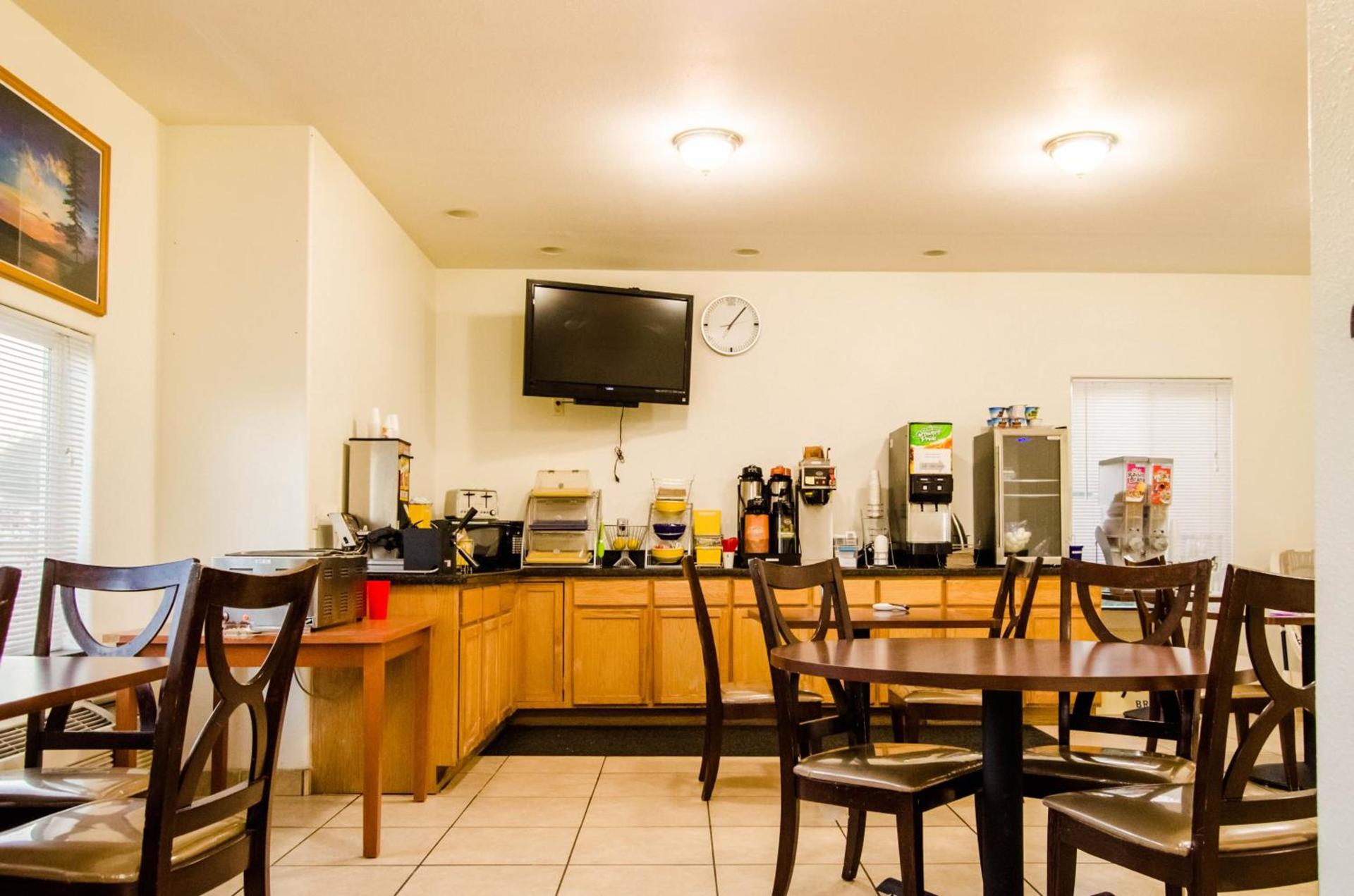Econo Lodge Panguitch near Bryce Canyon photo 45