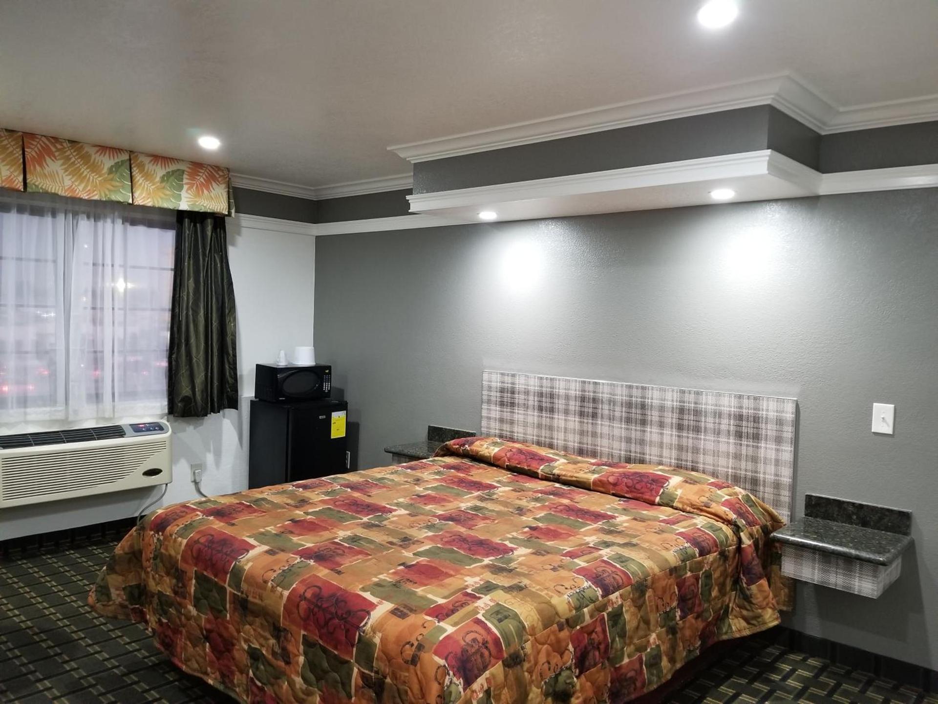Rodeway Inn Commerce - Los Angeles photo 9