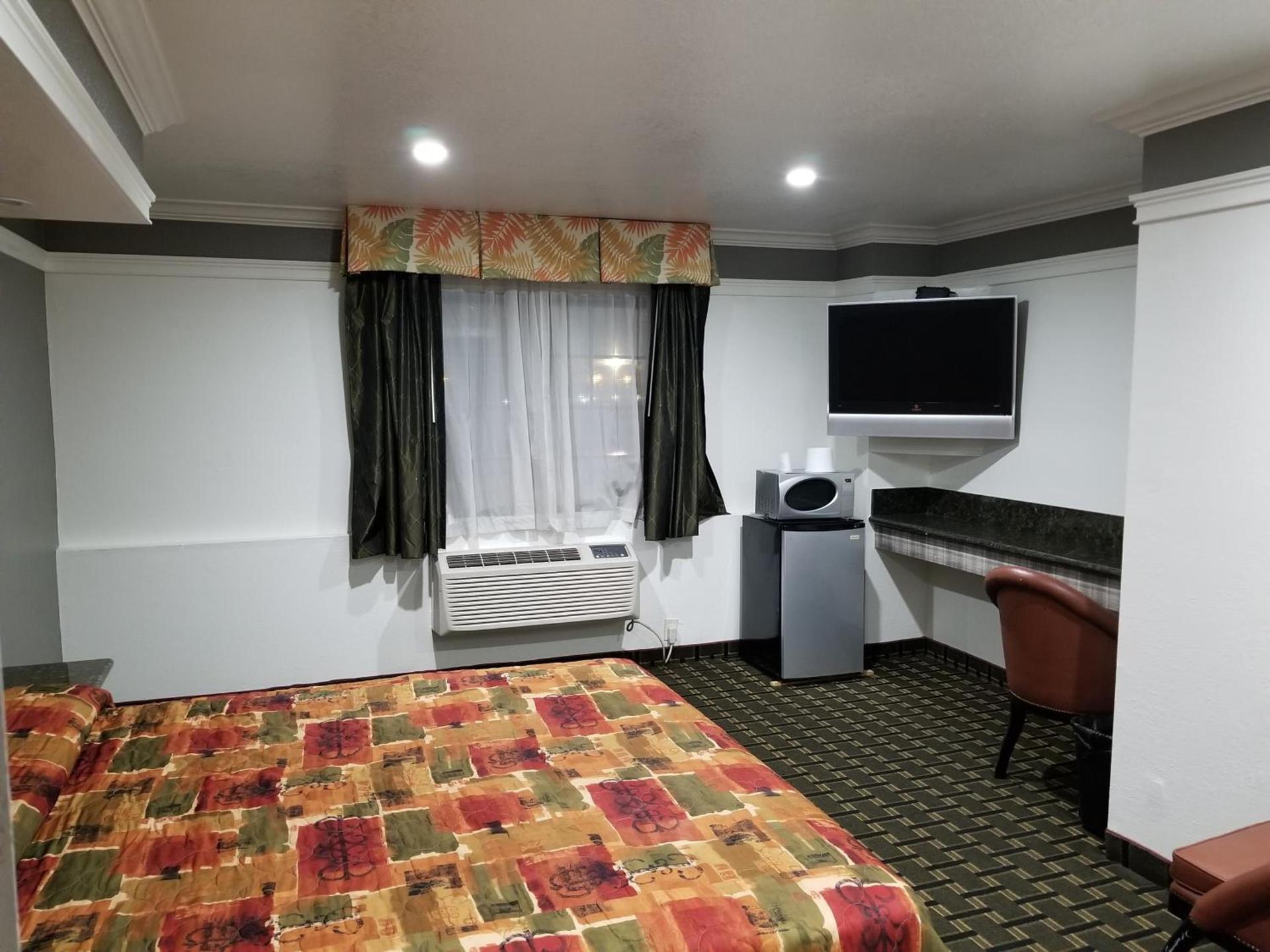 Rodeway Inn Commerce - Los Angeles photo 22