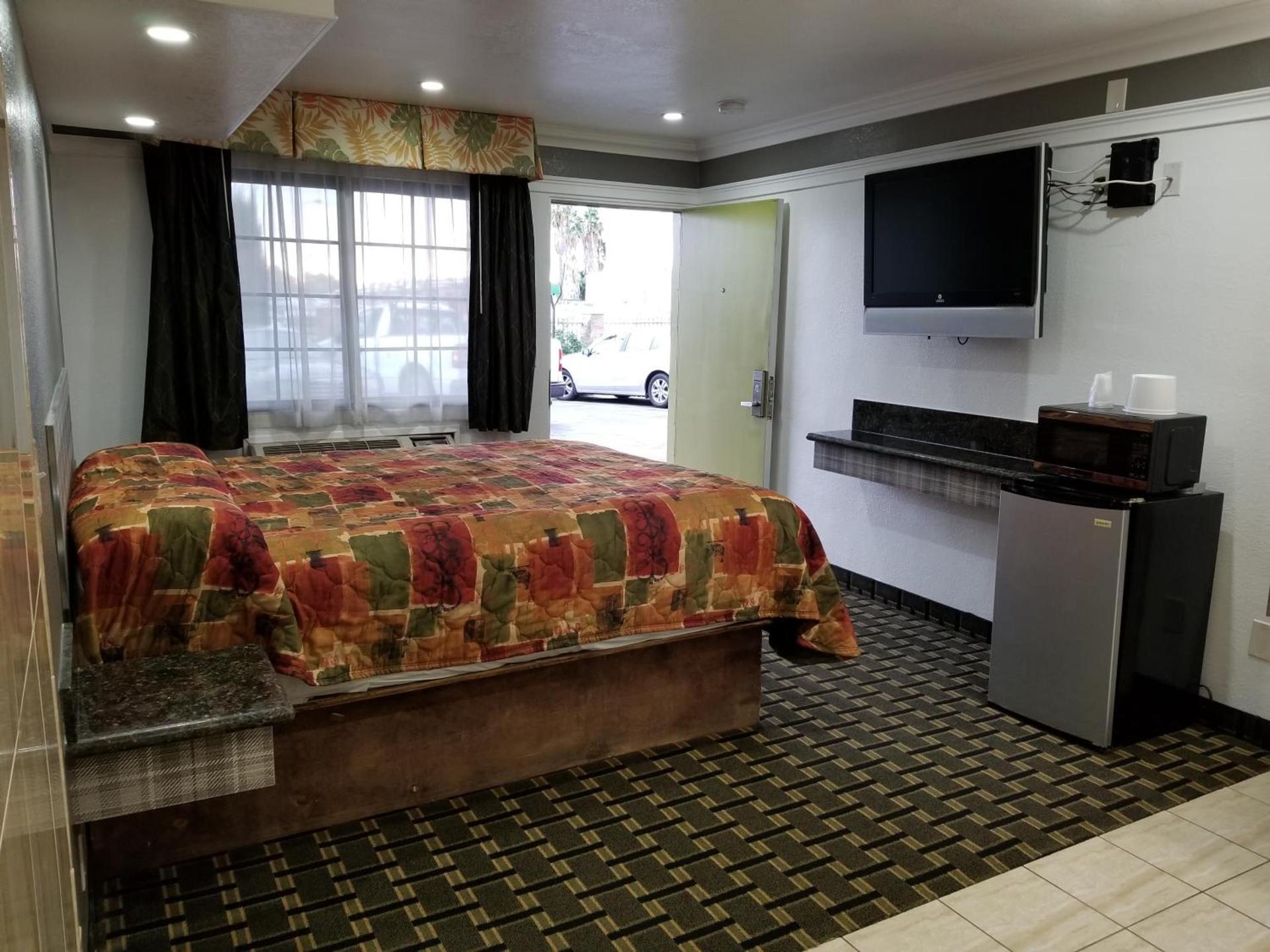 Rodeway Inn Commerce - Los Angeles photo 2