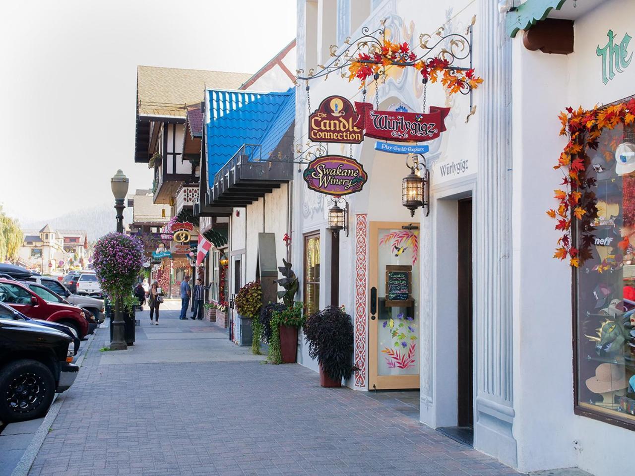 LOGE Leavenworth Riverside photo 19