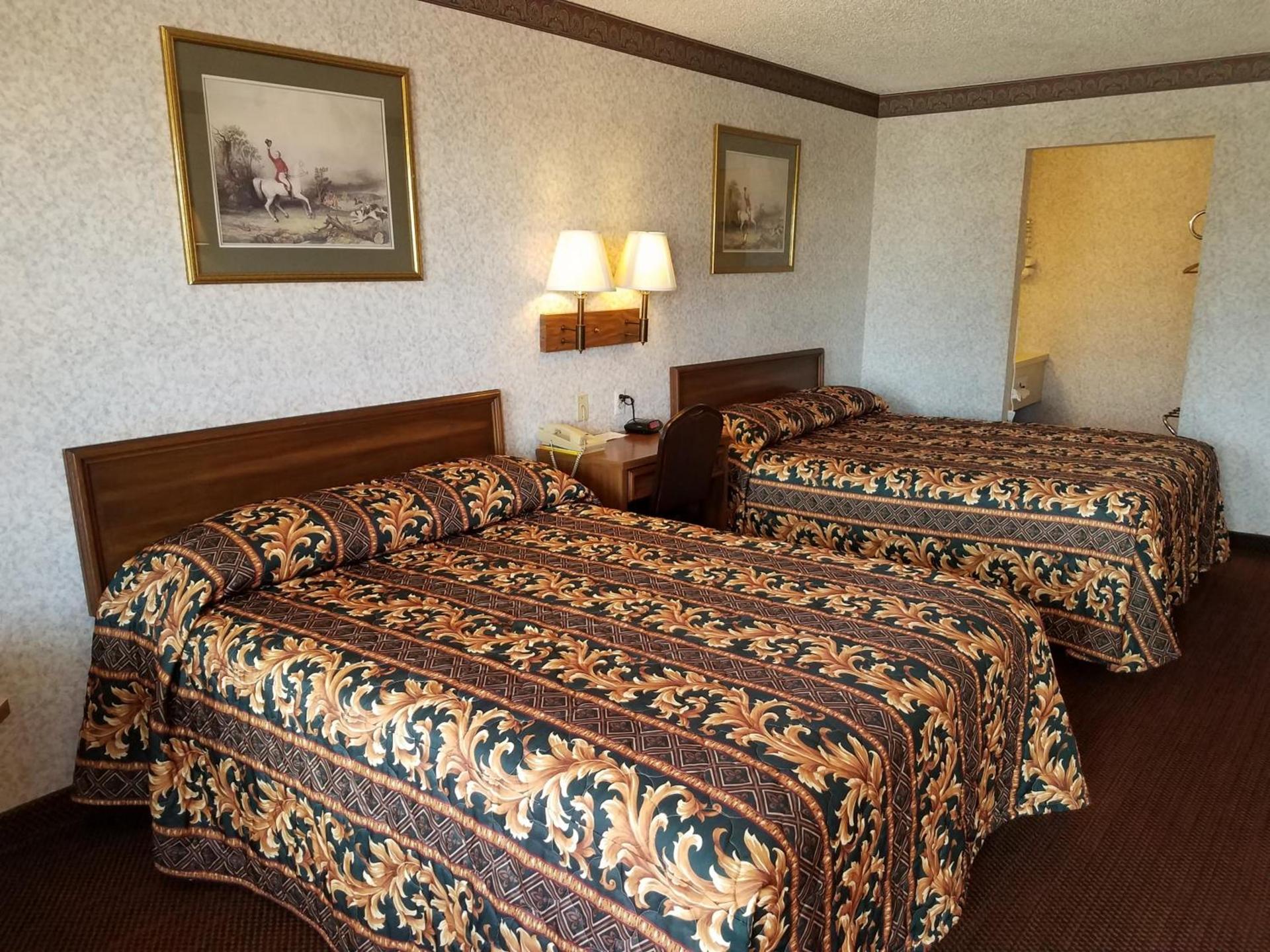 Heritage Inn photo 11