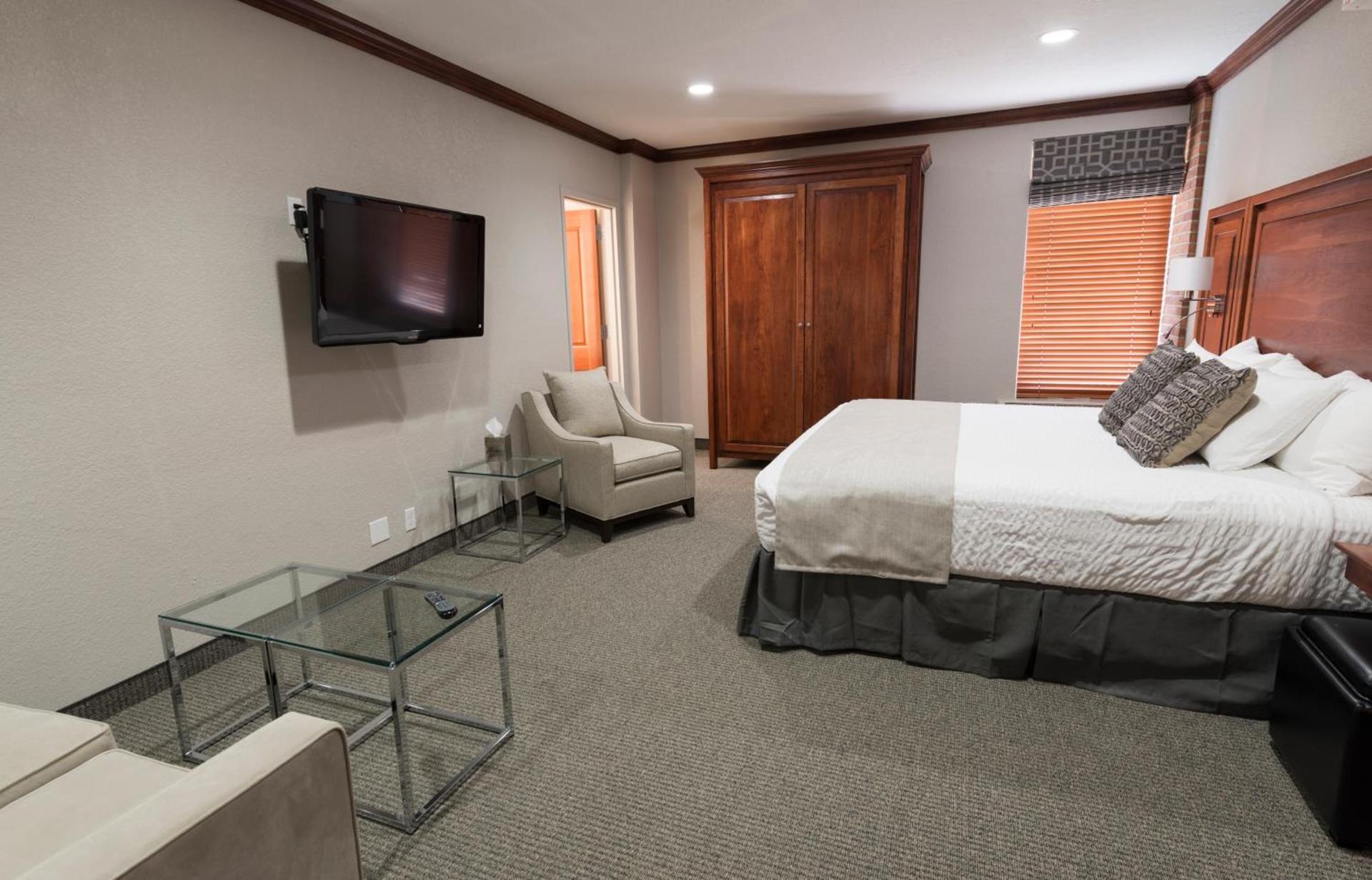 Hillsdale College Dow Hotel and Conference Center photo 36