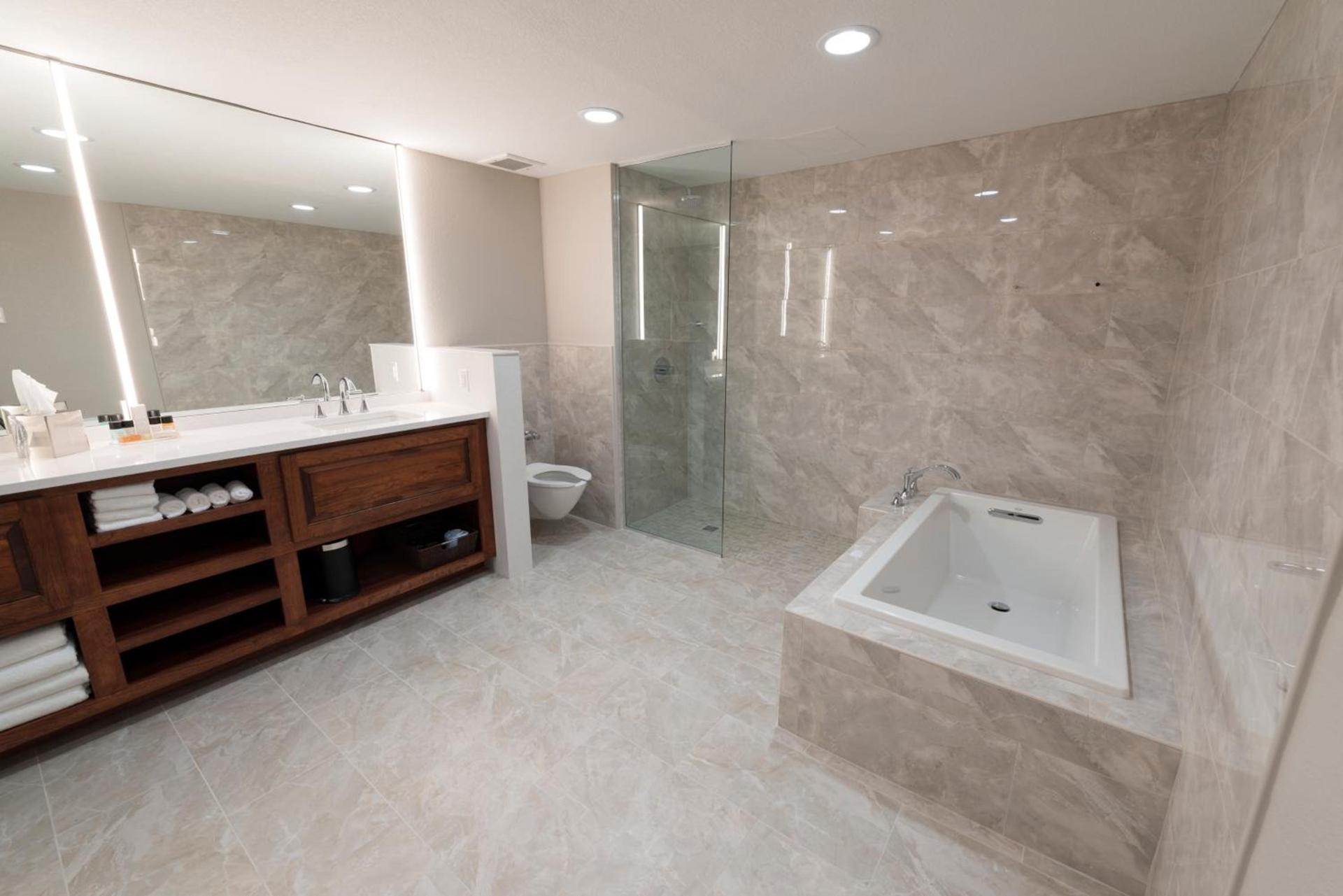 Hillsdale College Dow Hotel and Conference Center photo 30