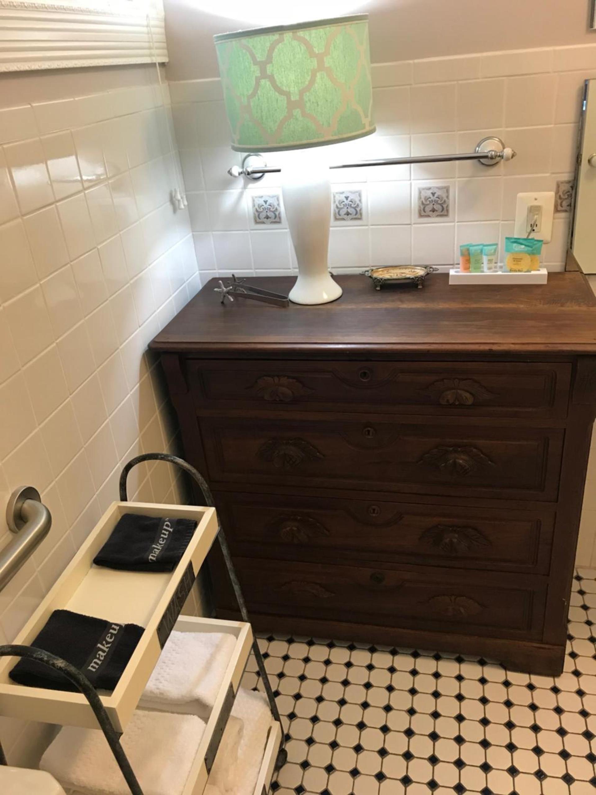 Elaine's Cape May Boutique Hotel photo 91