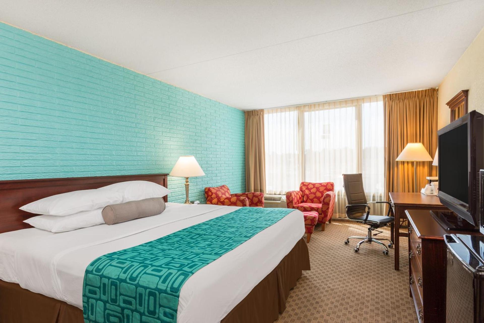 Howard Johnson by Wyndham Williamsburg photo 12