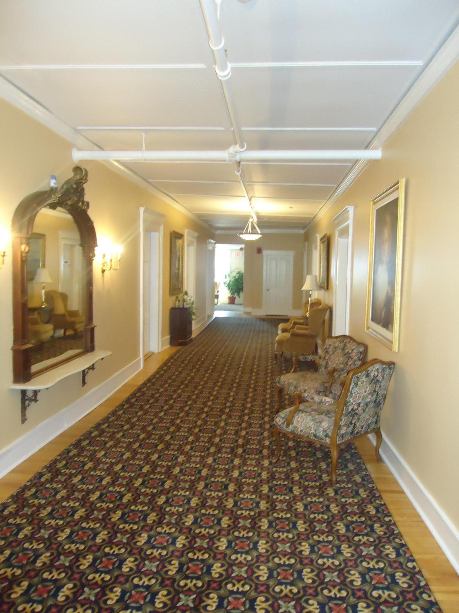 Thayers Inn photo 38