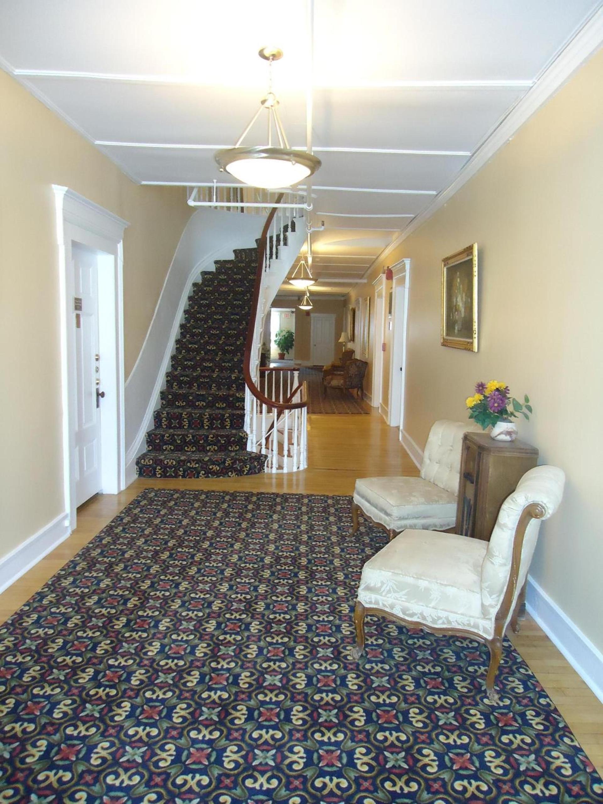 Thayers Inn photo 39