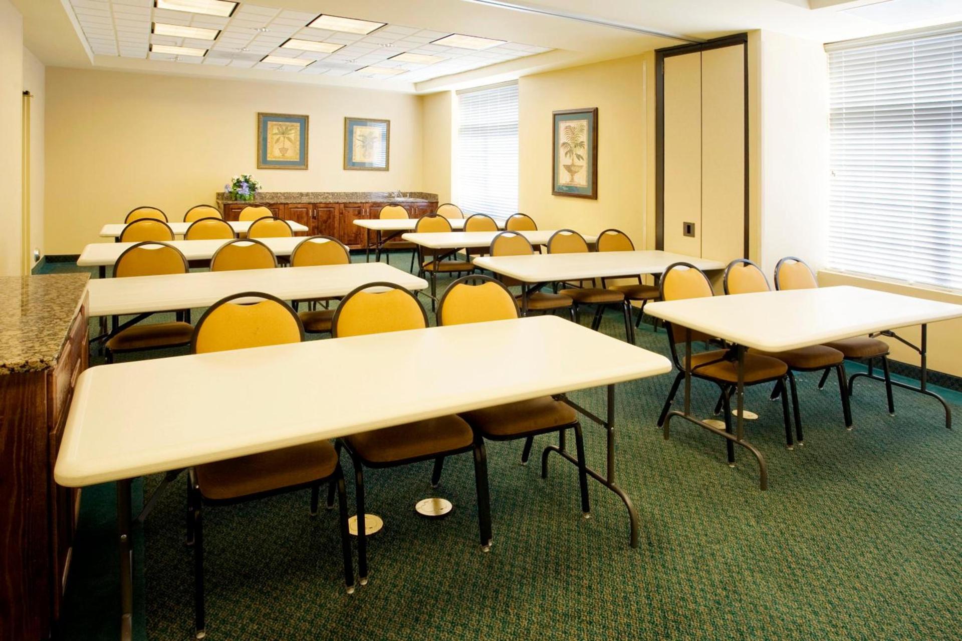 Extended Stay America Suites - Chesapeake - Greenbrier Circle photo 64