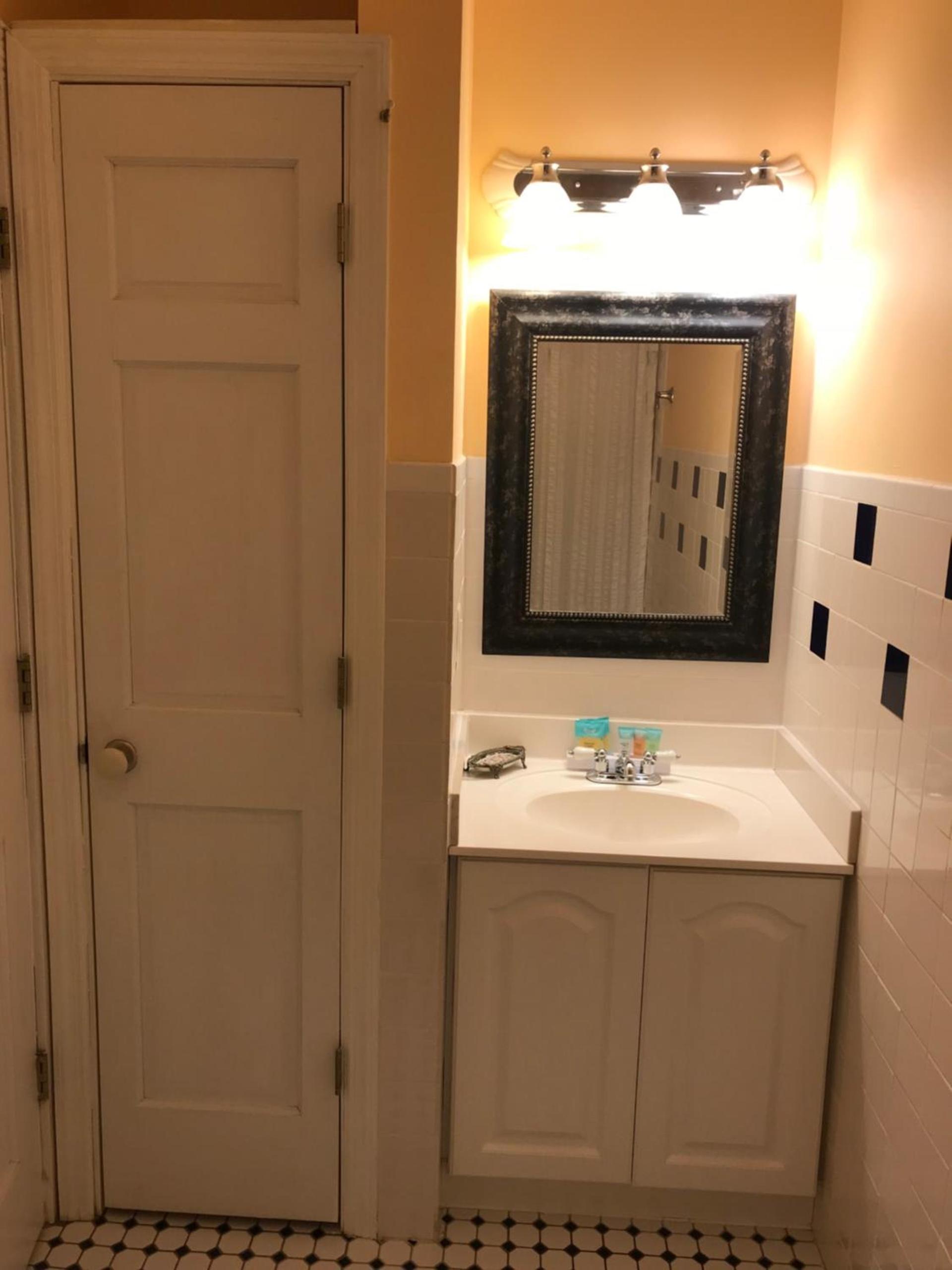 Elaine's Cape May Boutique Hotel photo 73