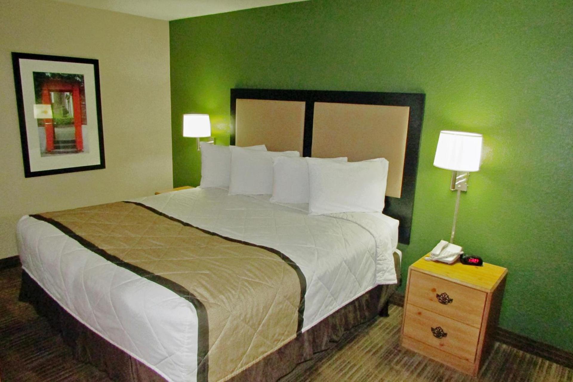 Extended Stay America Suites - Phoenix - Biltmore photo 42