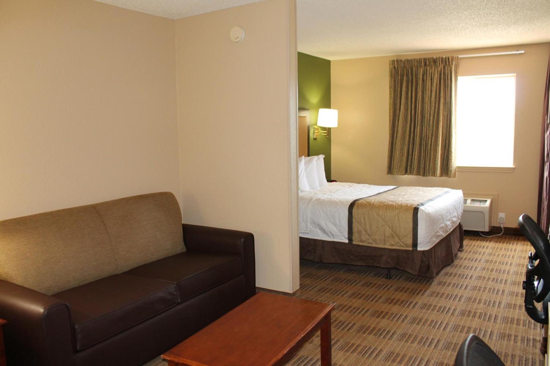Extended Stay America Suites - Houston - Katy Freeway - Energy Corridor photo 12