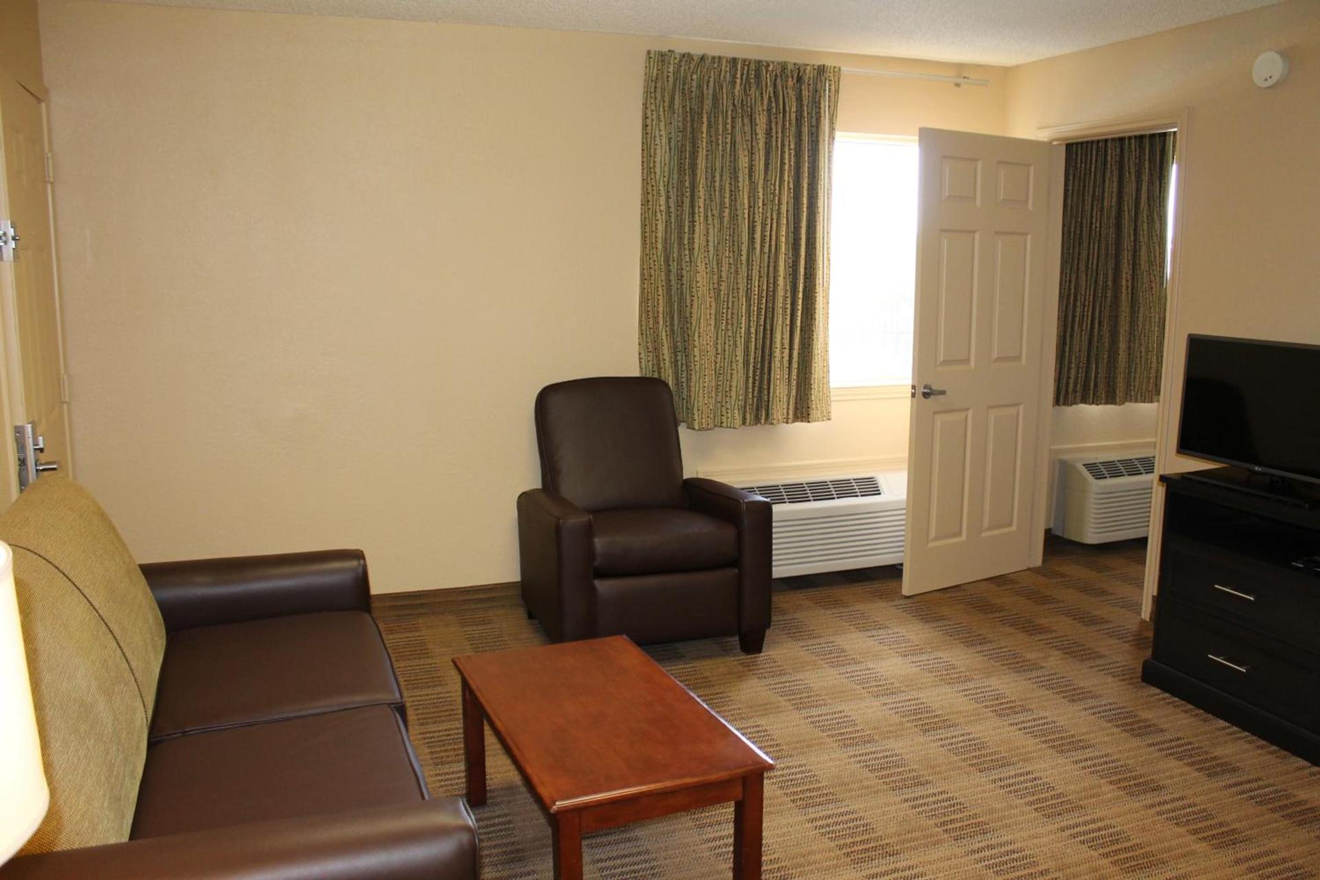 Extended Stay America Suites - Houston - Katy Freeway - Energy Corridor photo 25