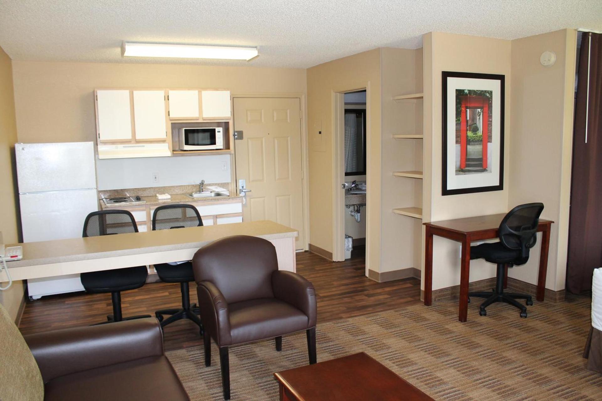Extended Stay America Suites - Houston - Katy Freeway - Energy Corridor photo 21