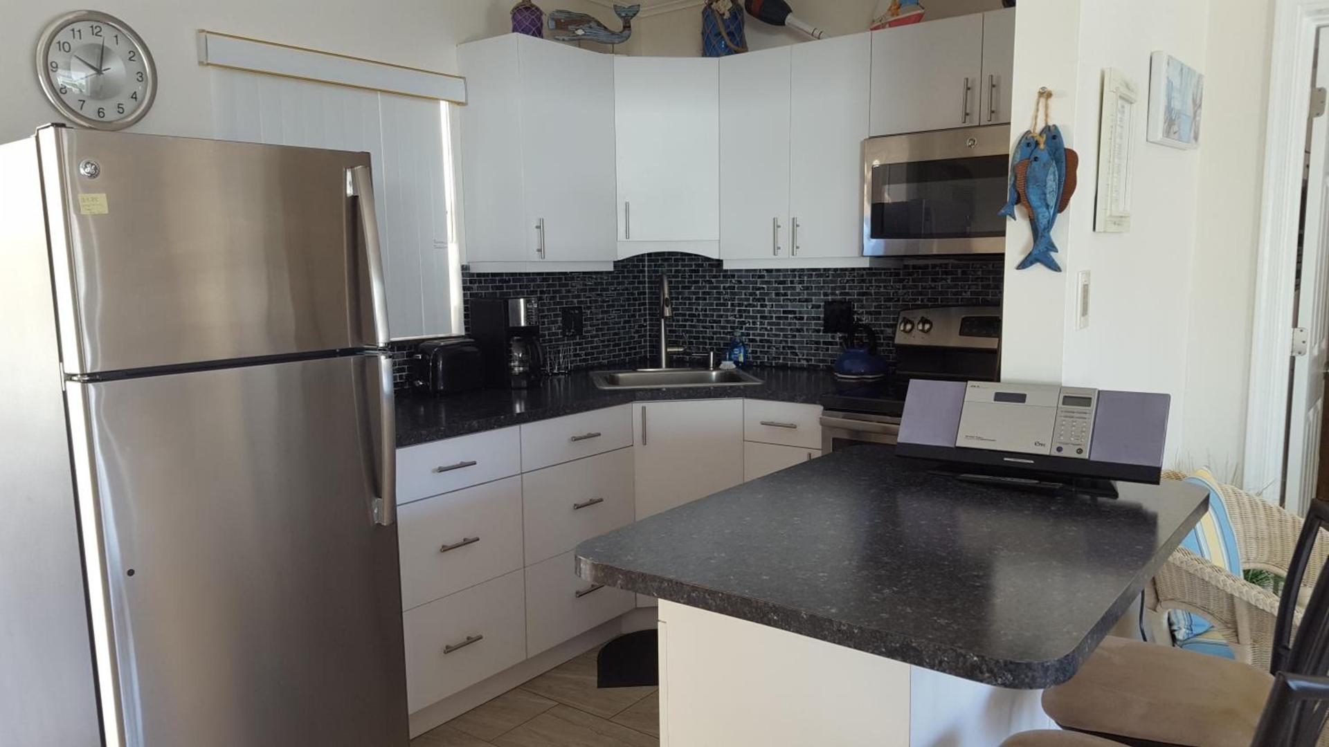 Sunrise Ocean Suites photo 44