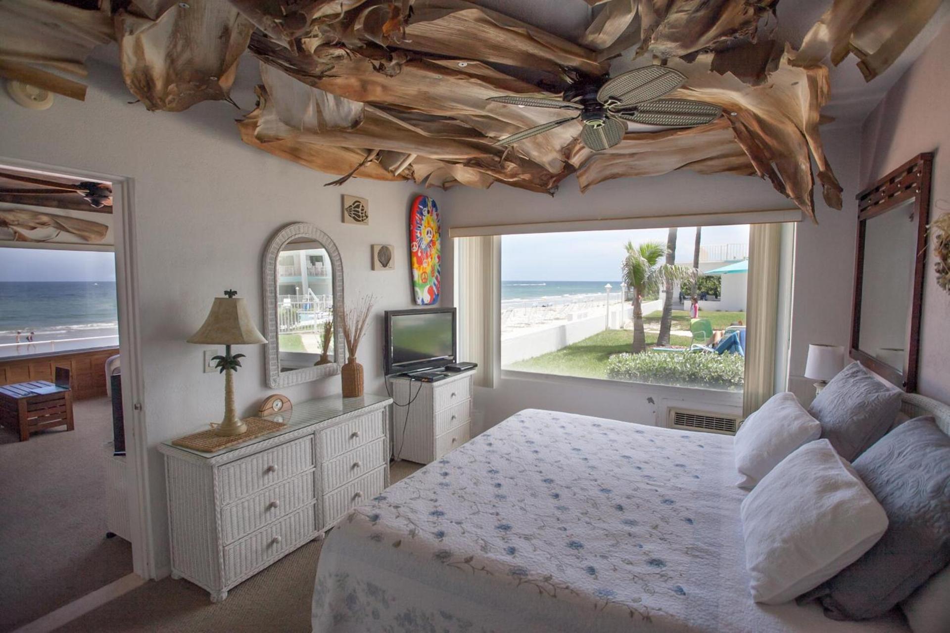 Sunrise Ocean Suites photo 41