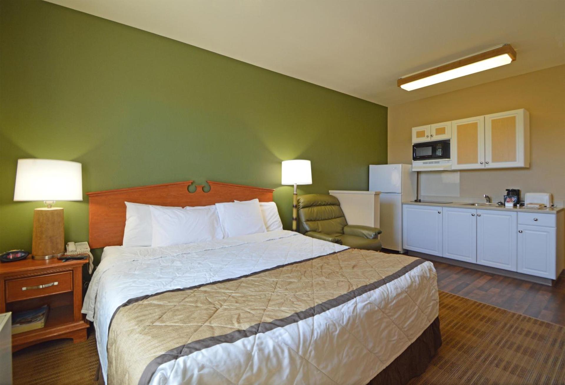 Aviator Suites Hotel Juneau Airport by Aspen Hotels photo 46
