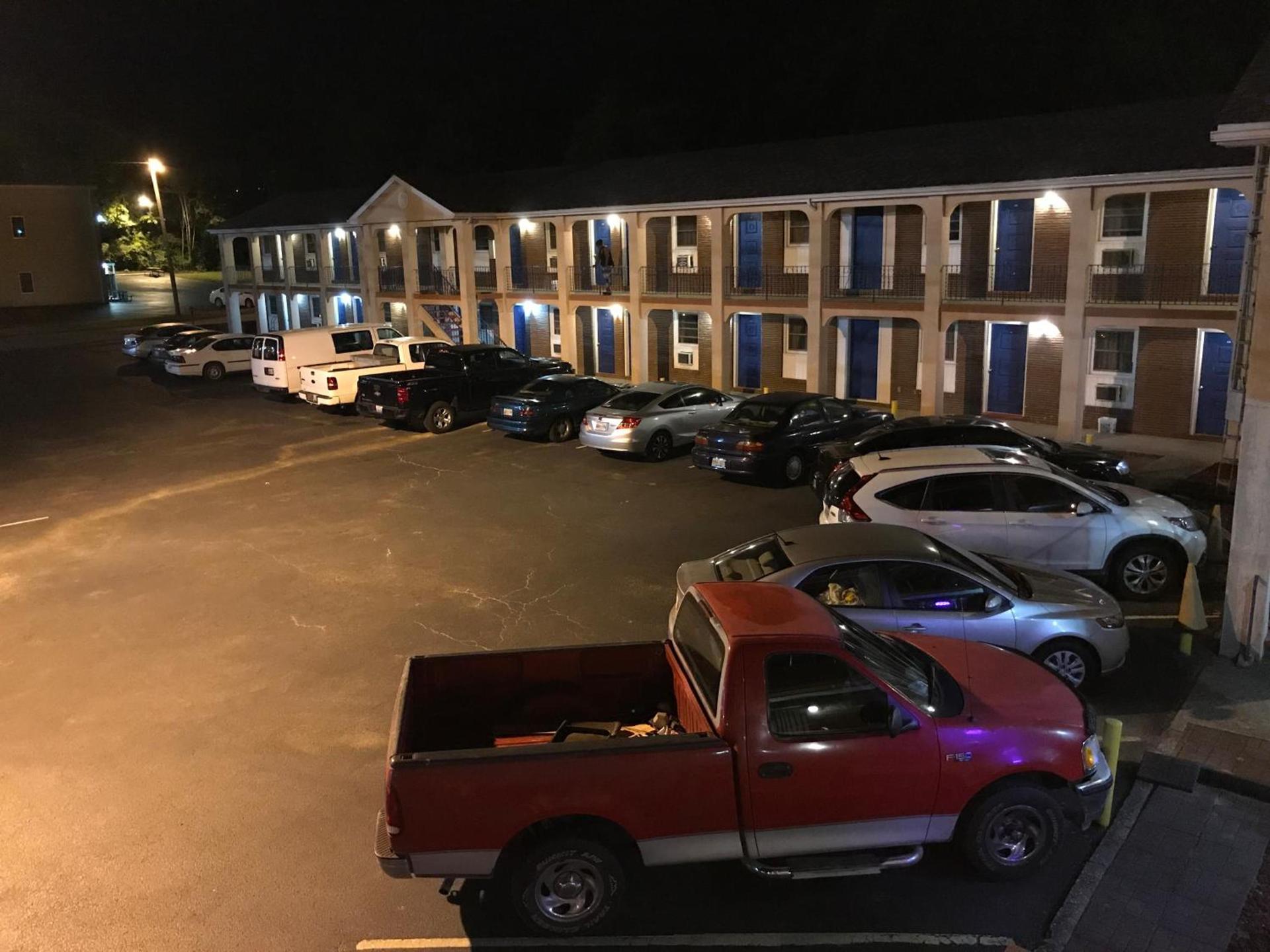 Towne Inn photo 7