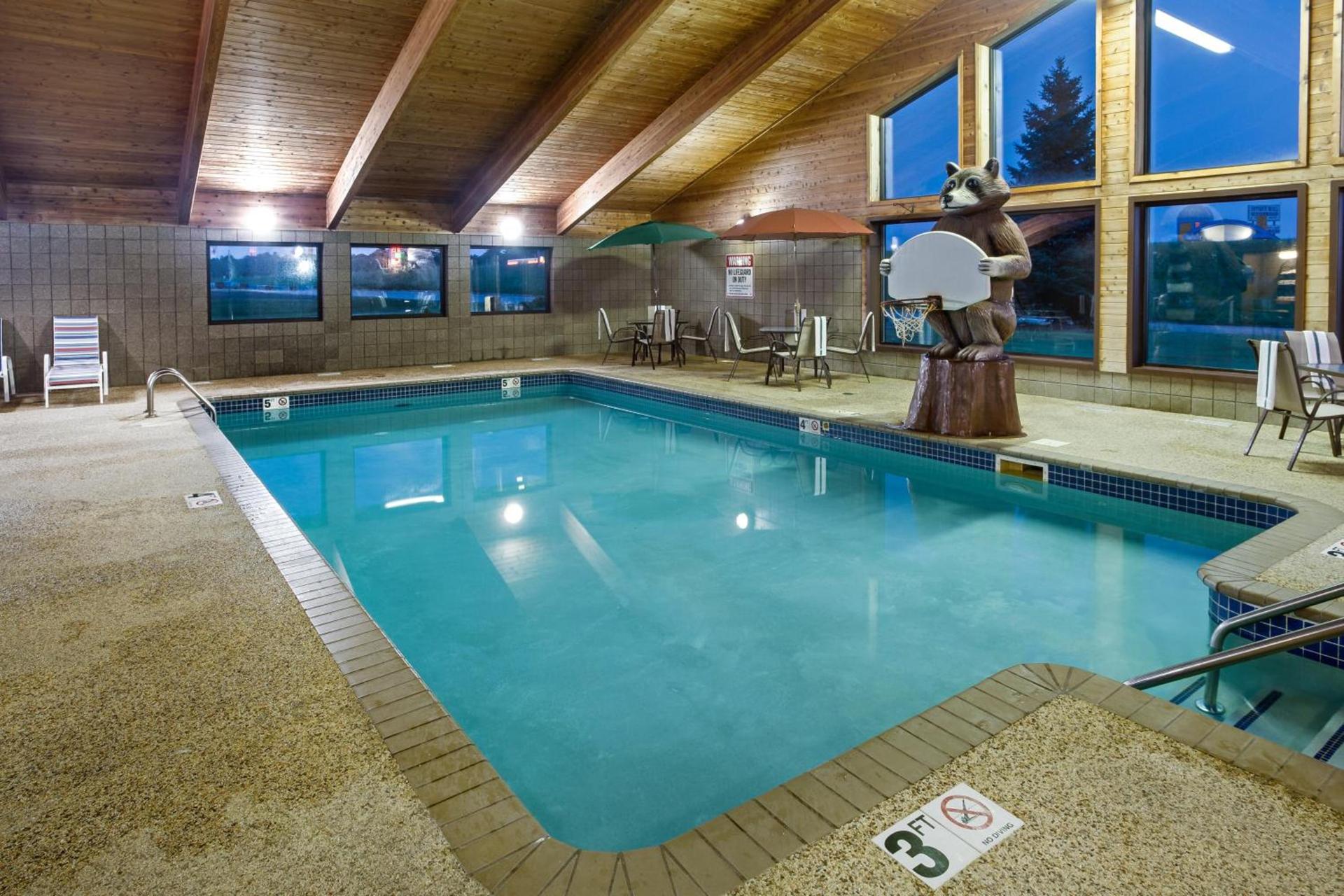 AmericInn by Wyndham Tomah photo 31