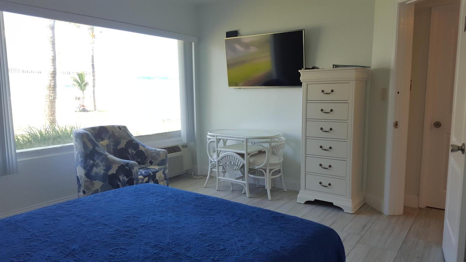 Sunrise Ocean Suites photo 54