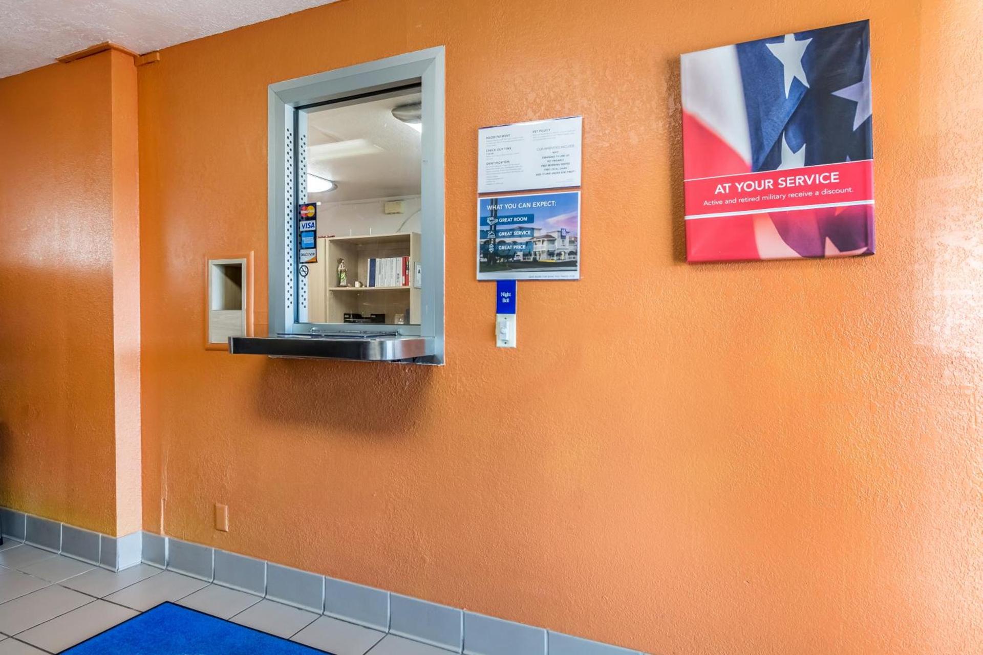 Motel 6-Lumberton, NC photo 48