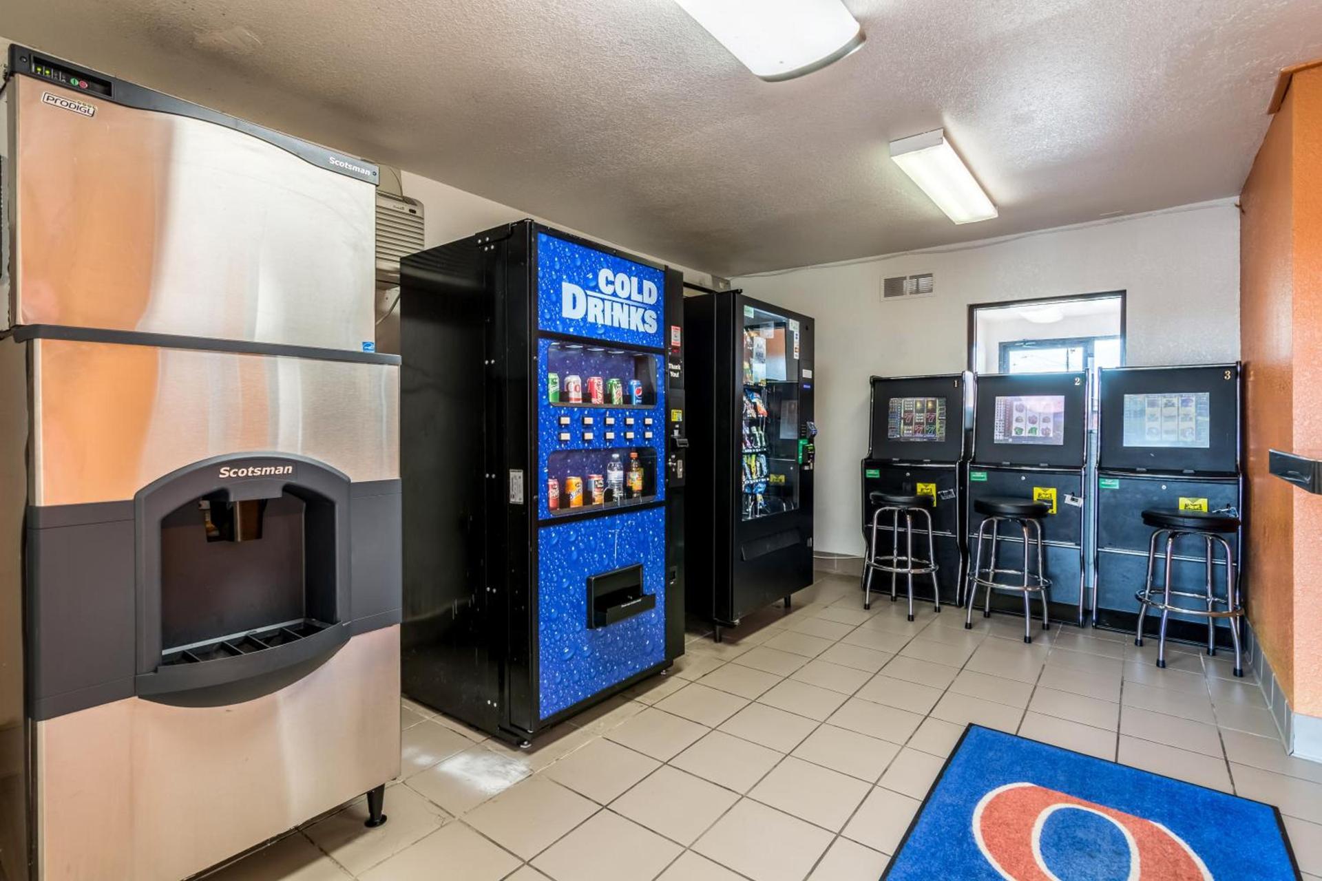 Motel 6-Lumberton, NC photo 57