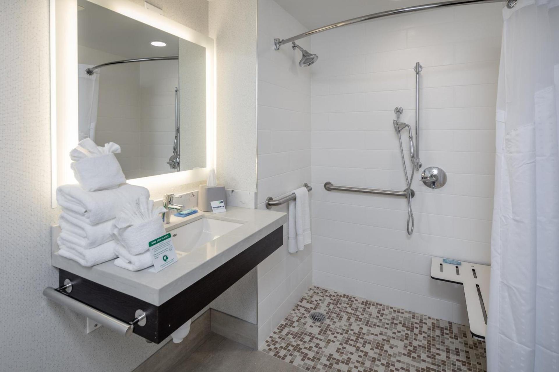 Holiday Inn Express - Sunnyvale - Silicon Valley by IHG photo 5