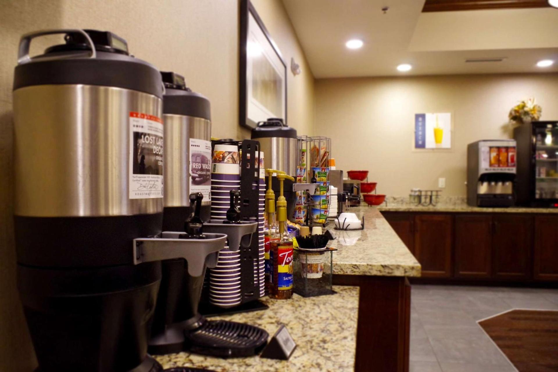 Best Western Plus Lincoln Inn & Suites photo 17