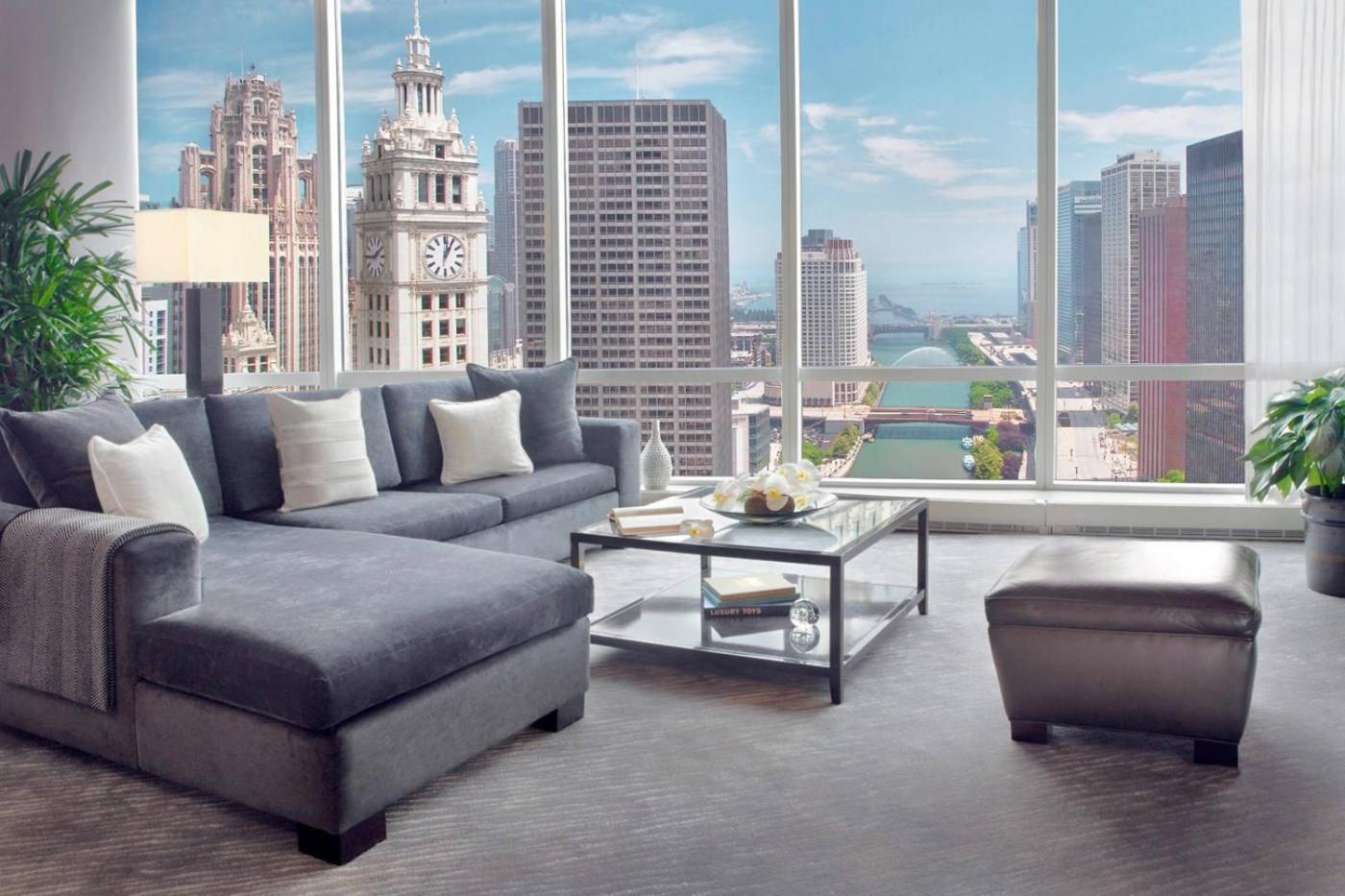 Trump International Hotel & Tower Chicago photo 14