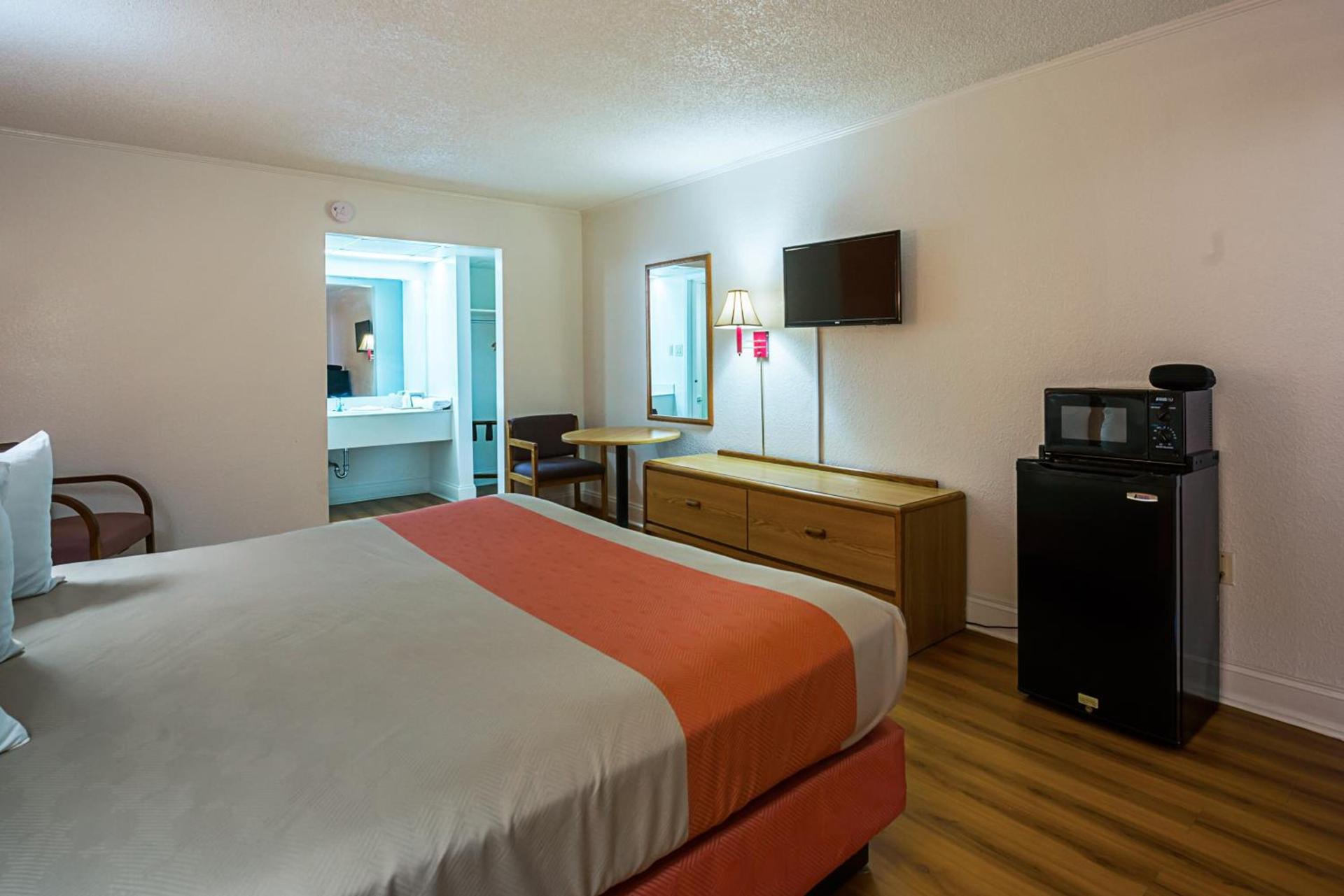 Motel 6-Perry, GA photo 51
