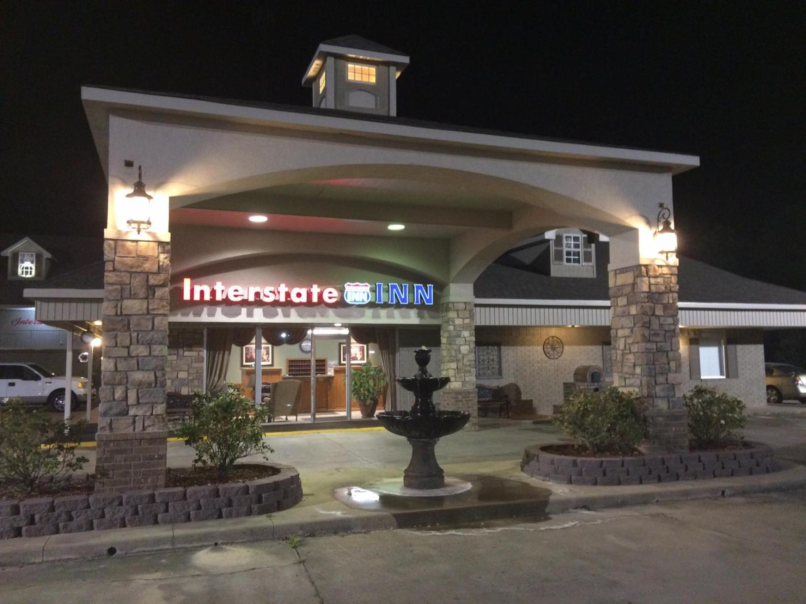 Interstate Inn photo 8