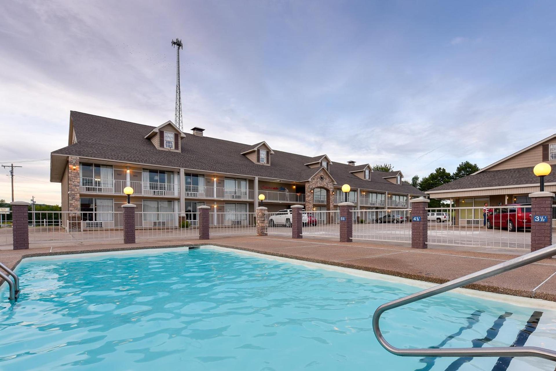 Interstate Inn photo 1