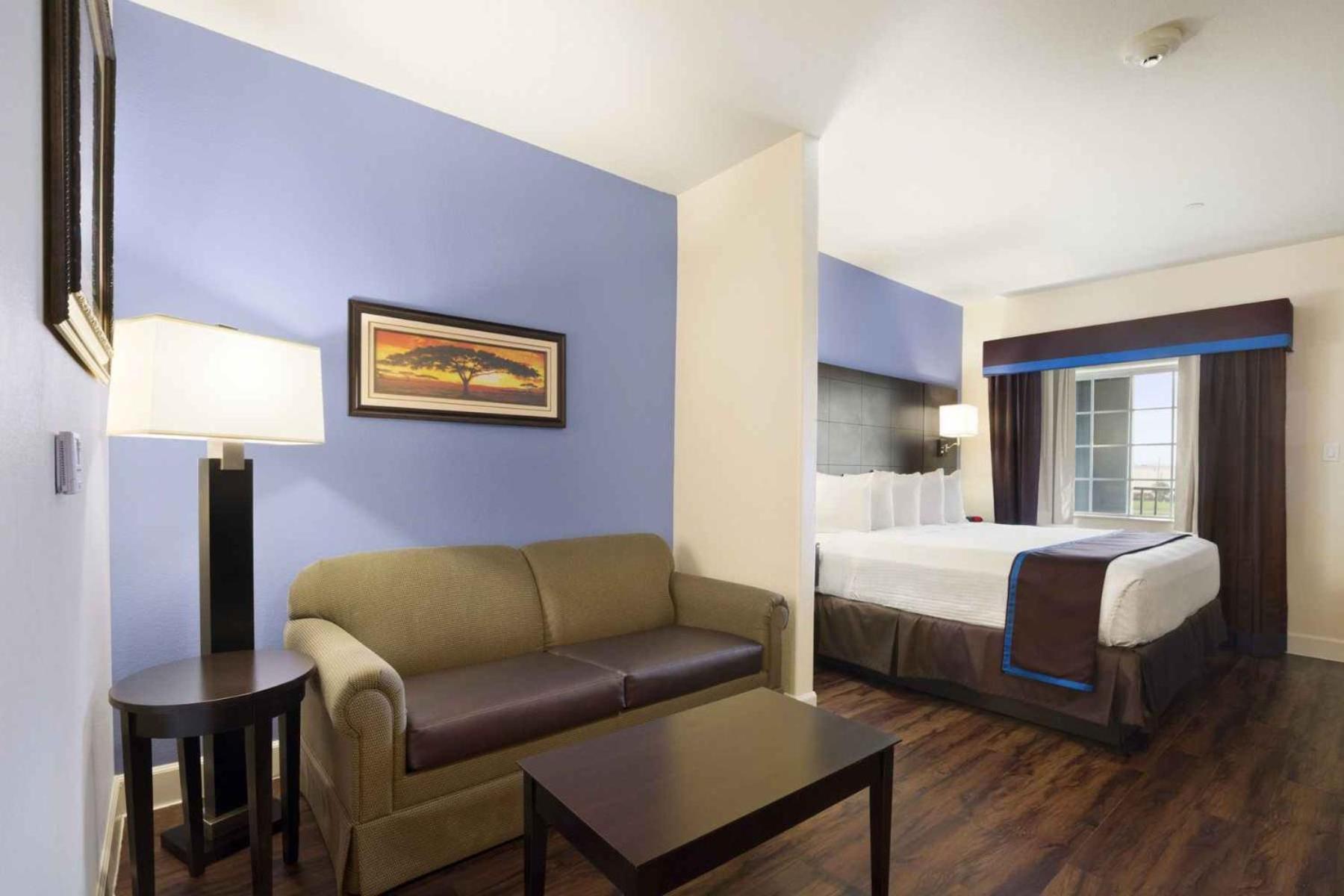 Days Inn & Suites by Wyndham Galveston West/Seawall photo 27
