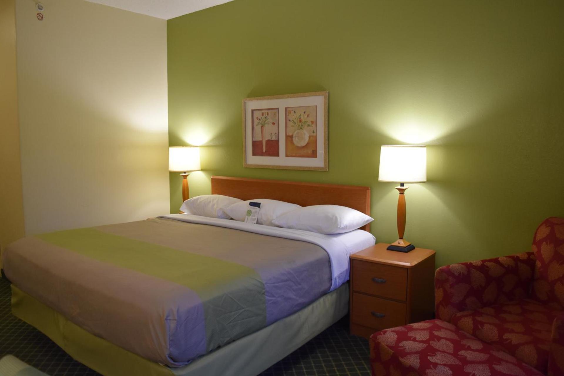 Motel 6-Anderson, IN photo 24