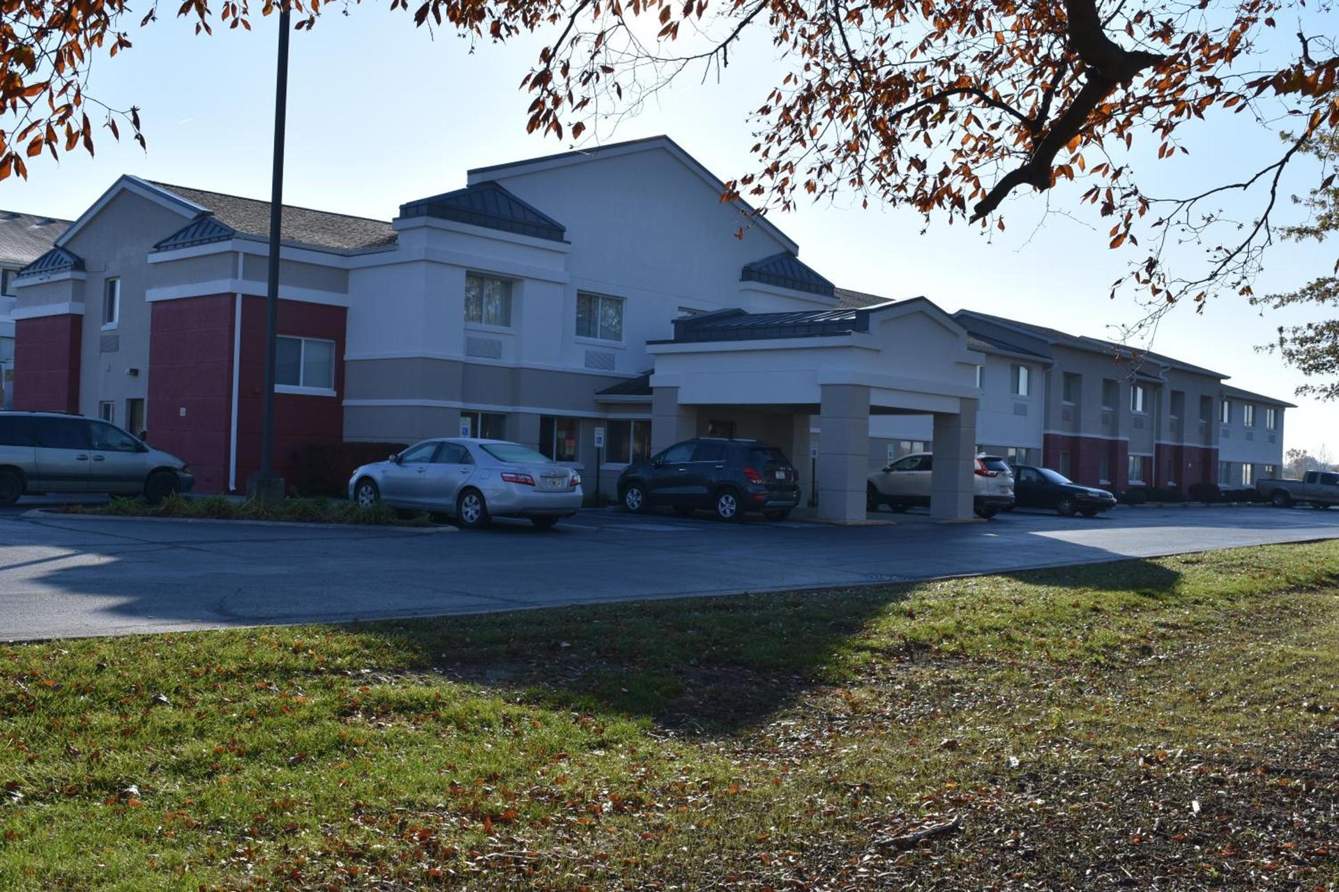 Motel 6-Anderson, IN photo 16