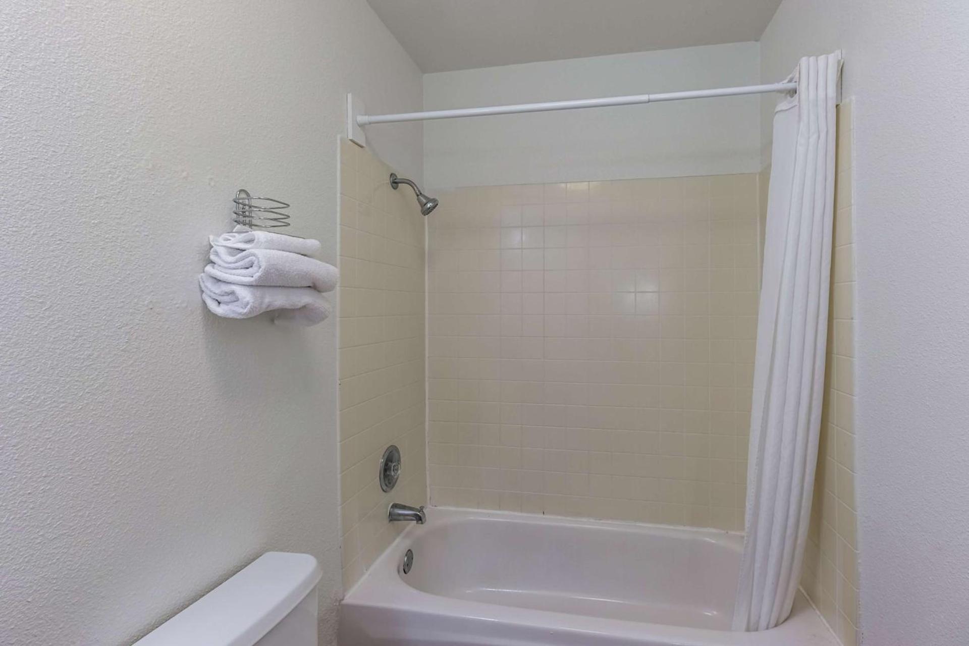 Motel 6-Beaverton, OR photo 18