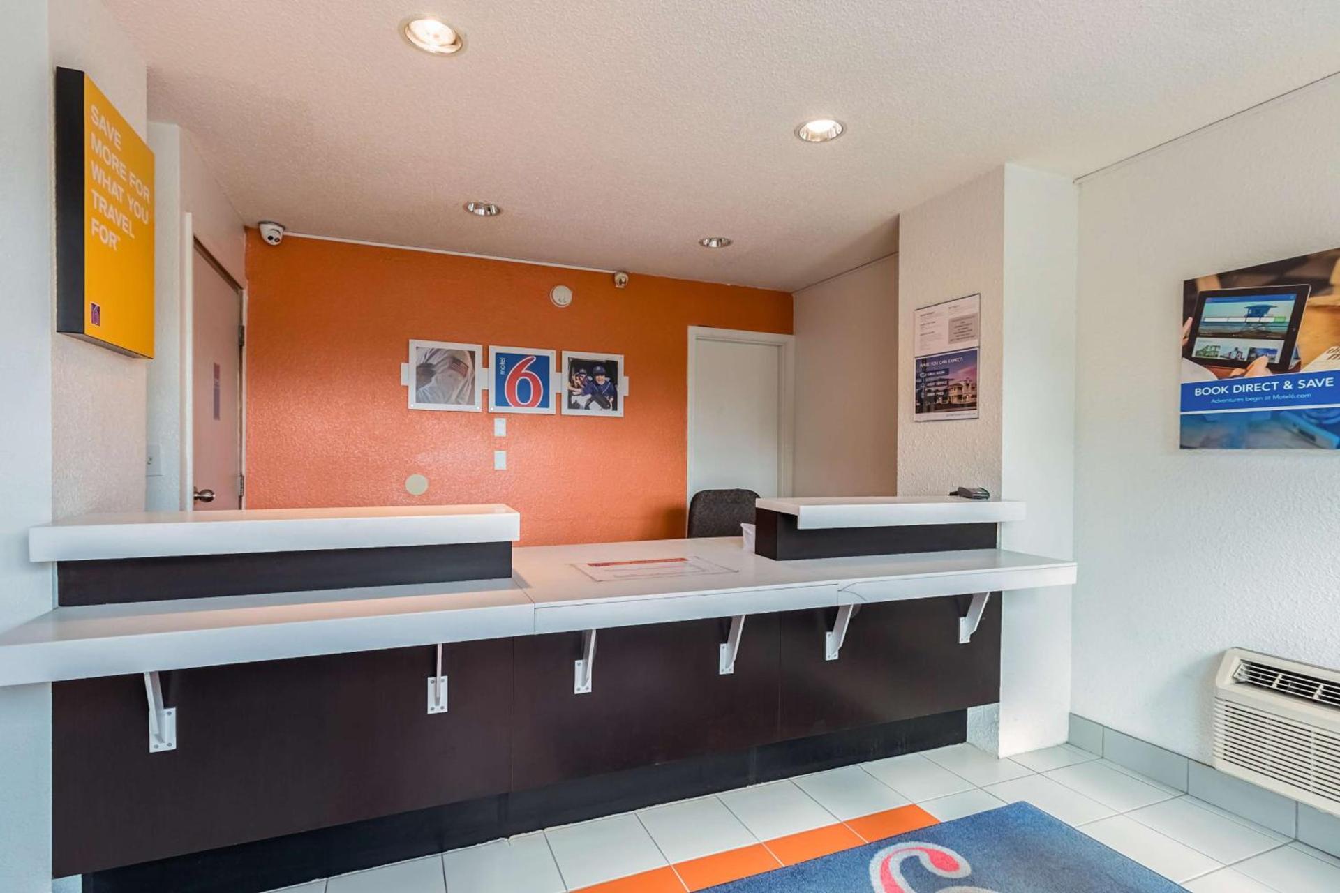 Motel 6-Beaverton, OR photo 25