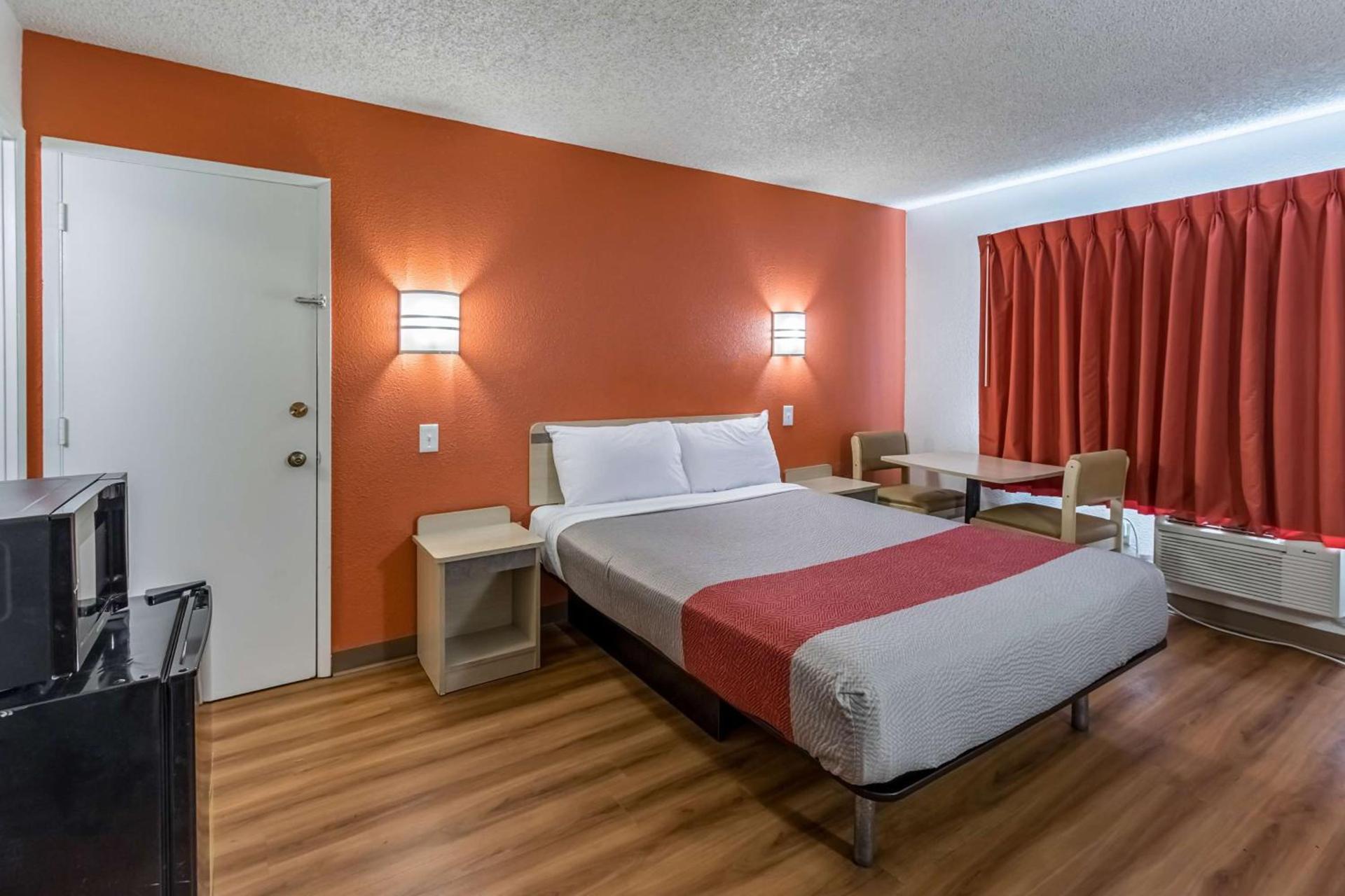 Motel 6-Beaverton, OR photo 7
