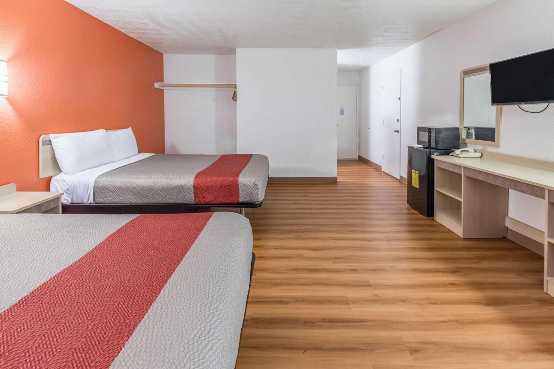 Motel 6-Beaverton, OR photo 12