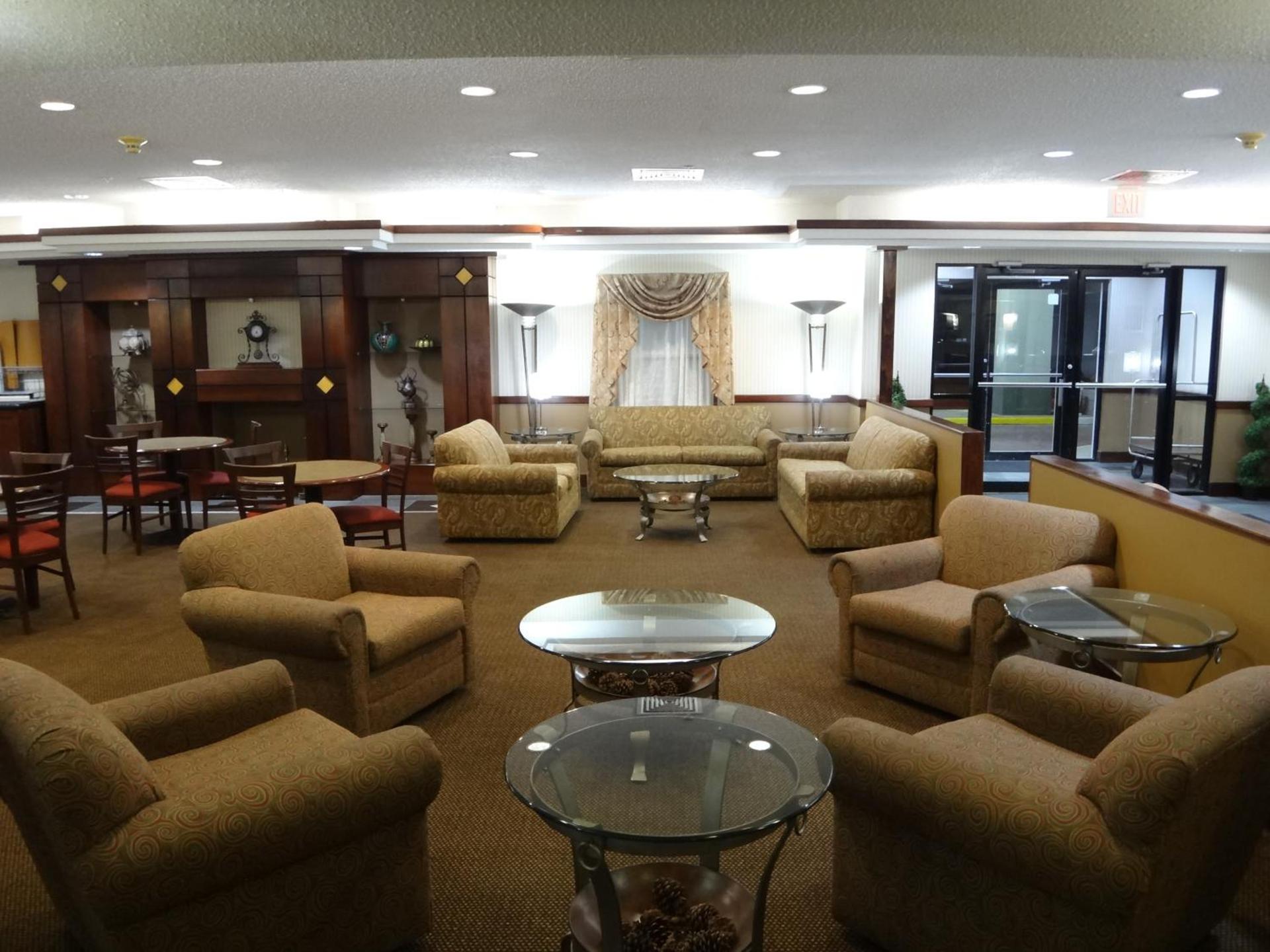 Days Inn by Wyndham Dodge City photo 2