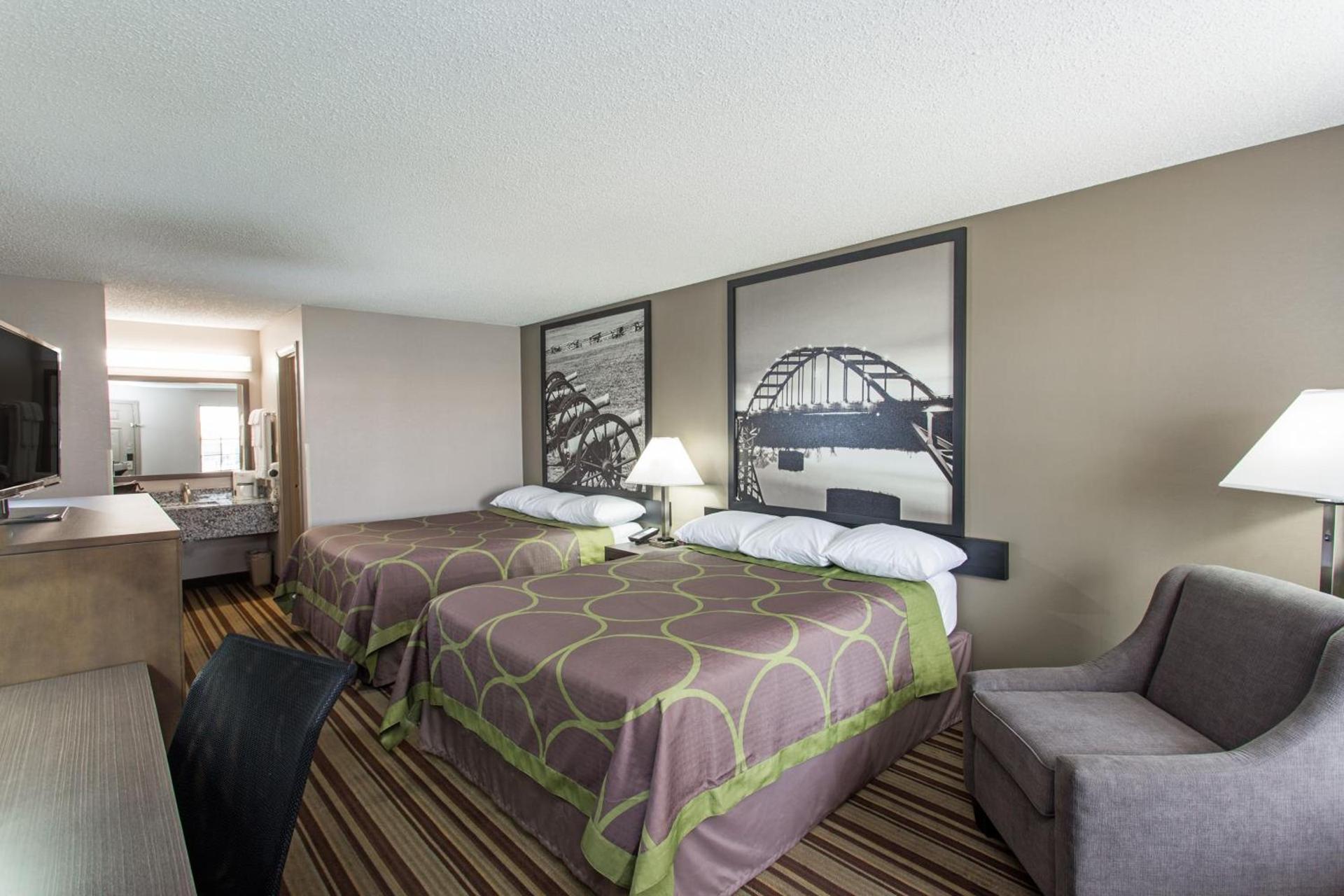 Super 8 by Wyndham Springdale AR photo 33