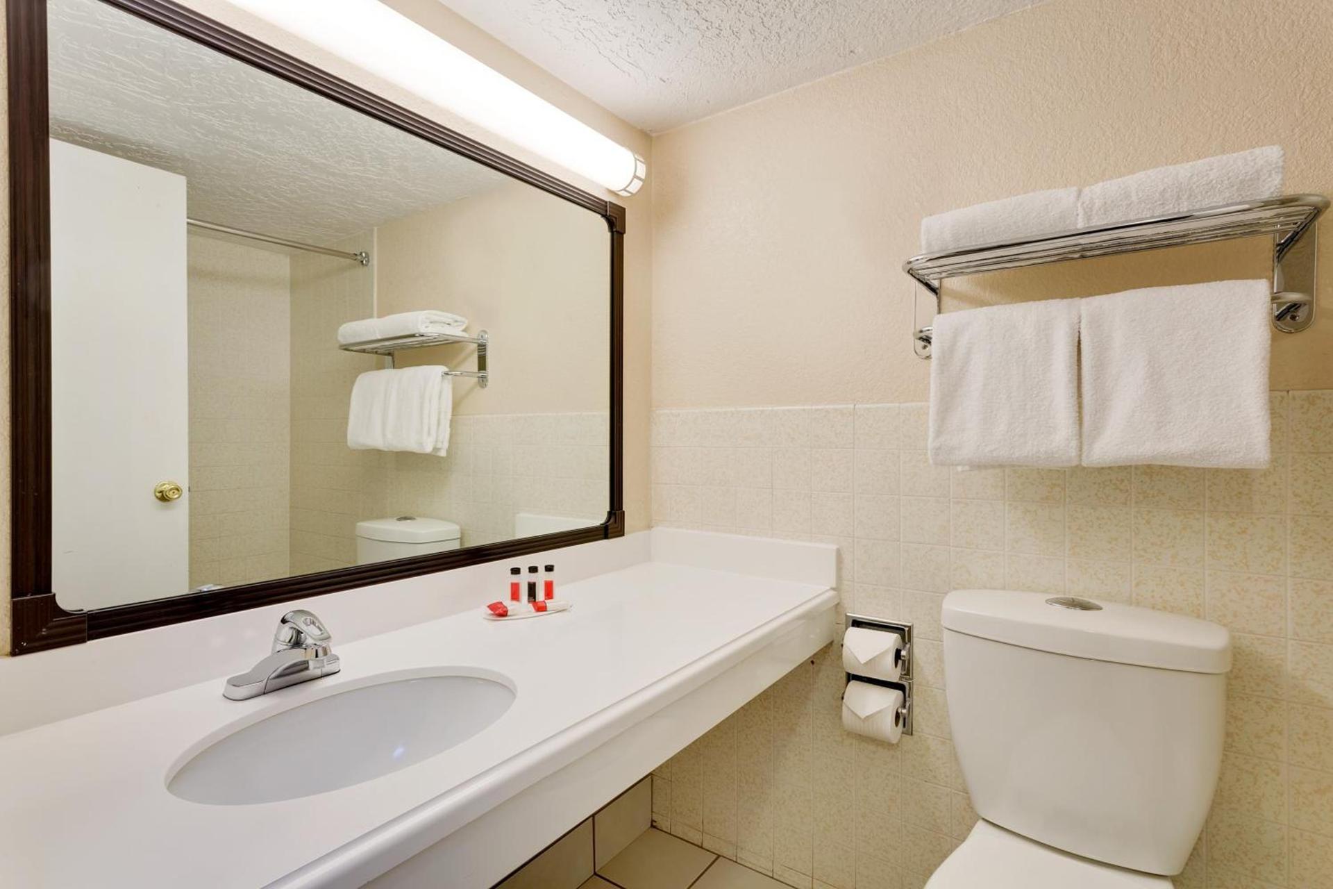 Ramada by Wyndham Provo photo 52