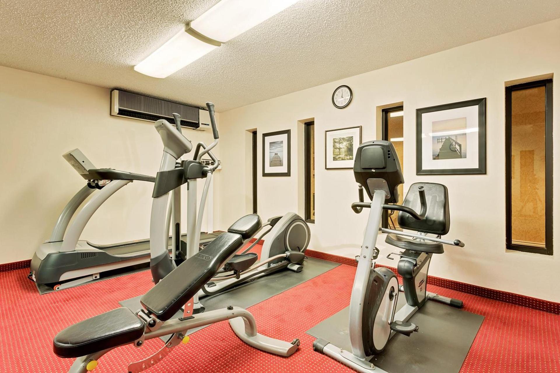 Ramada by Wyndham Provo photo 37